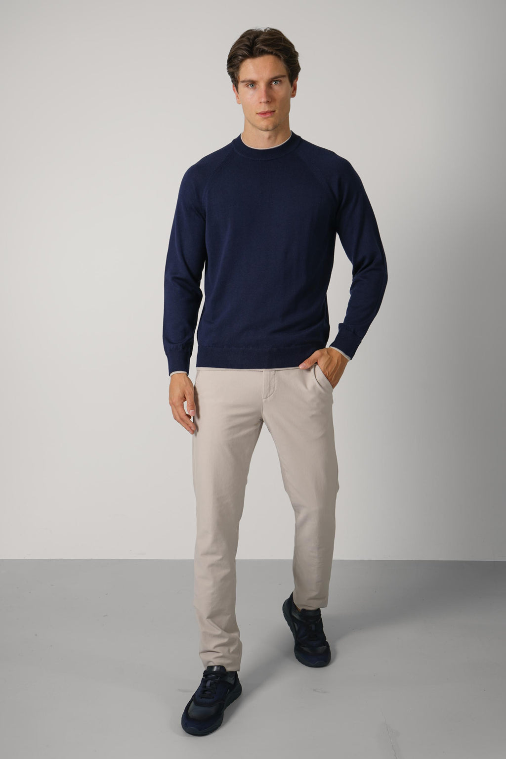 Round Neck Sweater MAG0N037 – Blu, Sabbia