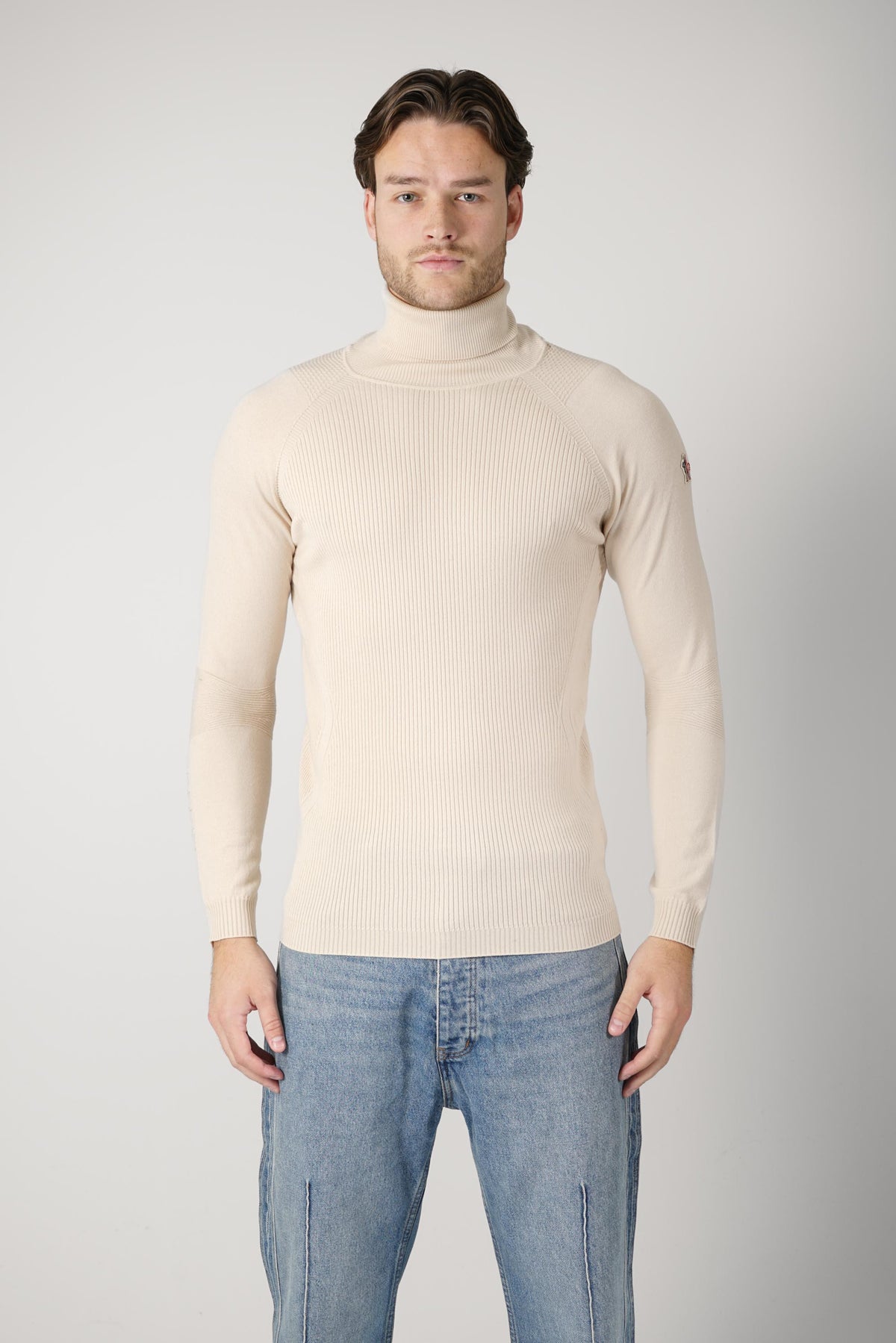 Moncler Grenoble T-neck – Beige