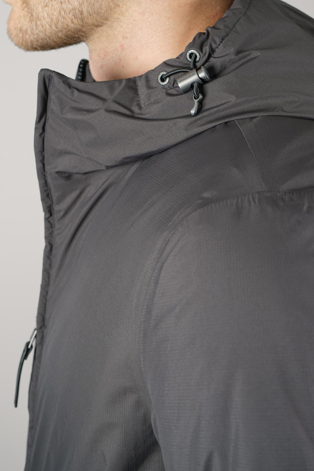 Woolrich Micro Ripstop Hooded Jacket – Charcoal Grey