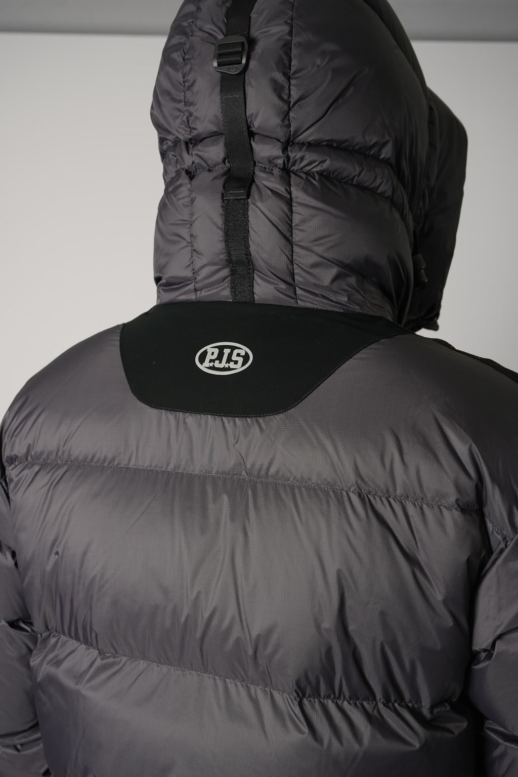 Parajumpers Cloud – Black