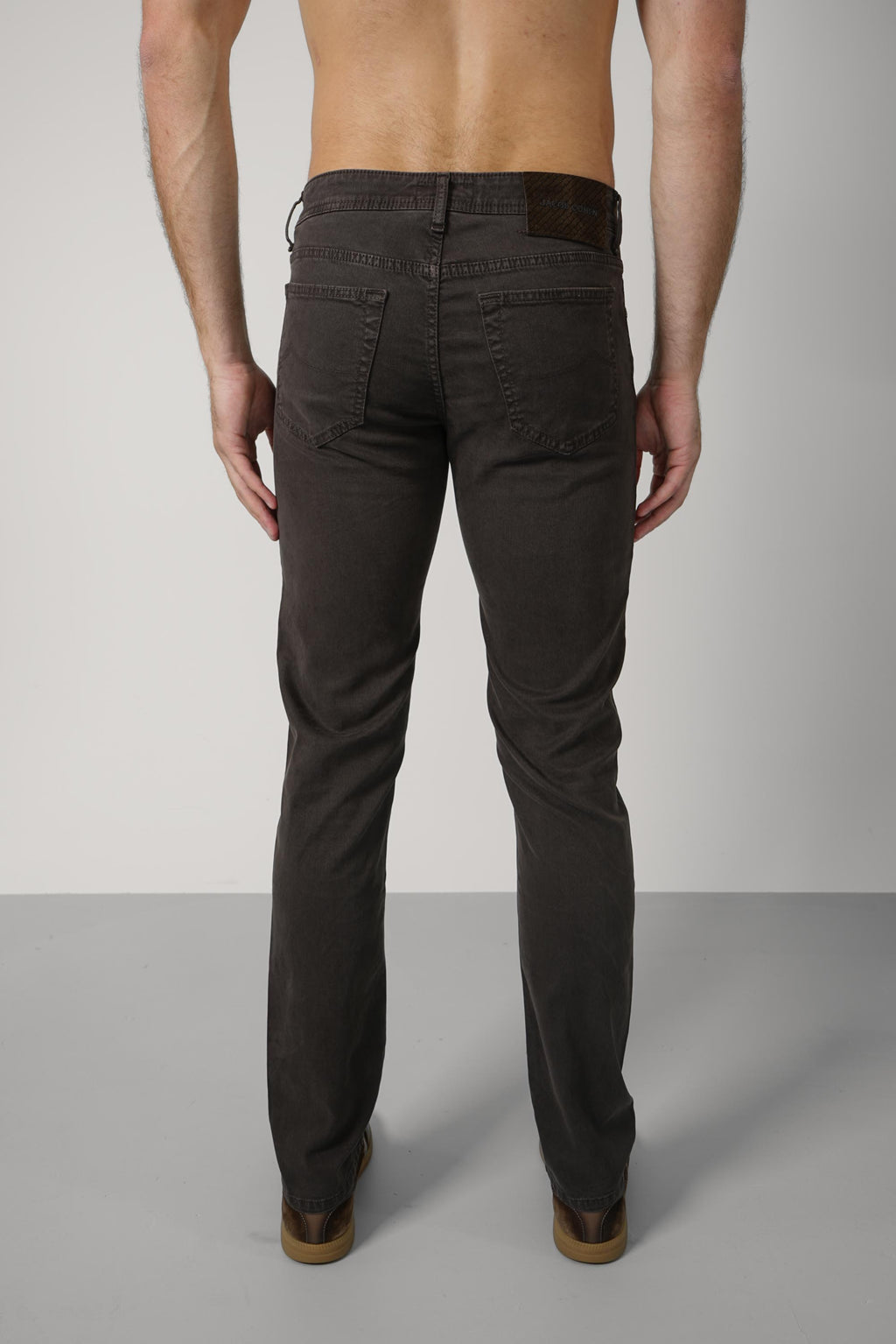 Bard 5-Pocket Slim Fit Jeans – Y99
