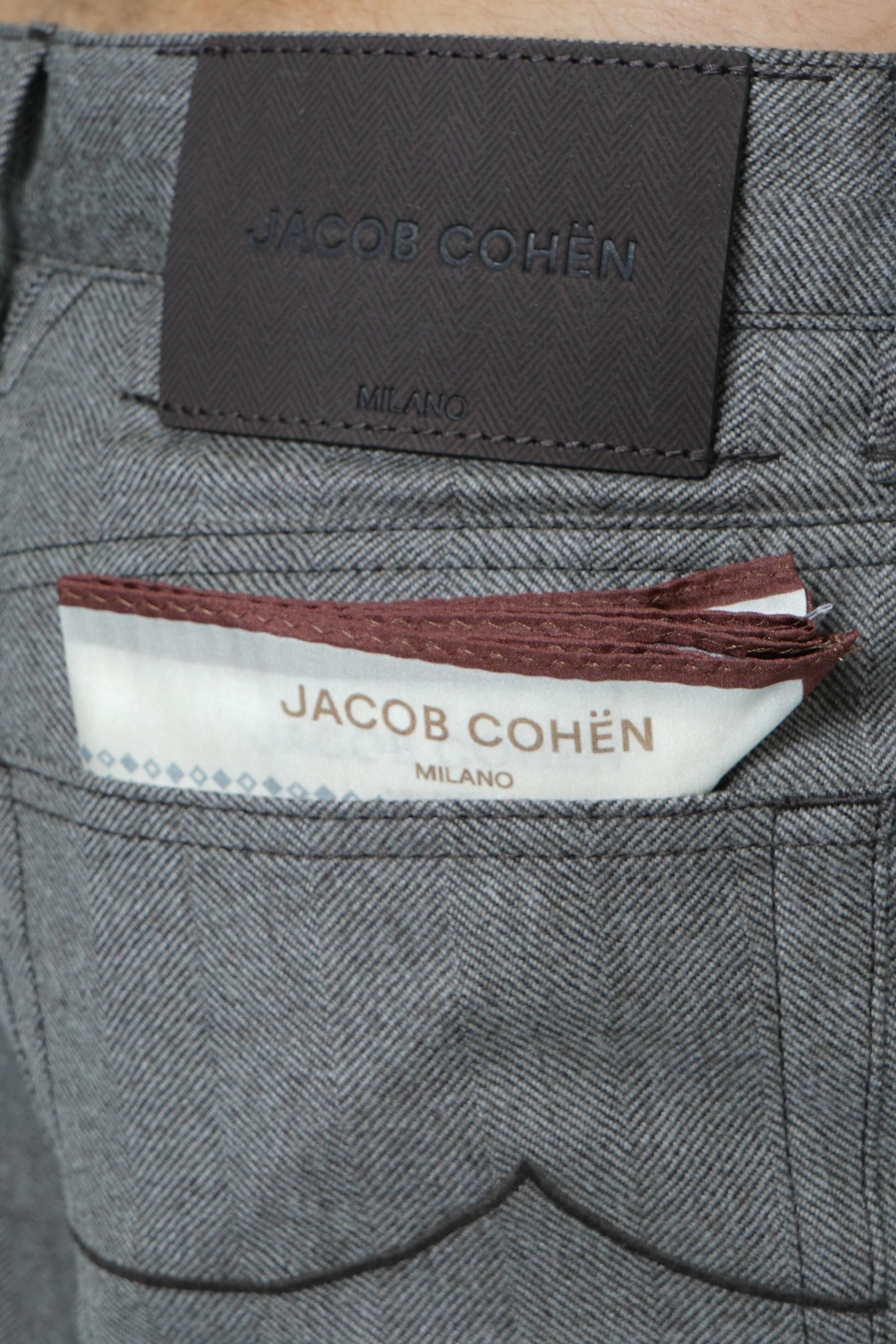 Alex 5-Pocket Straight Fit Jeans – F155