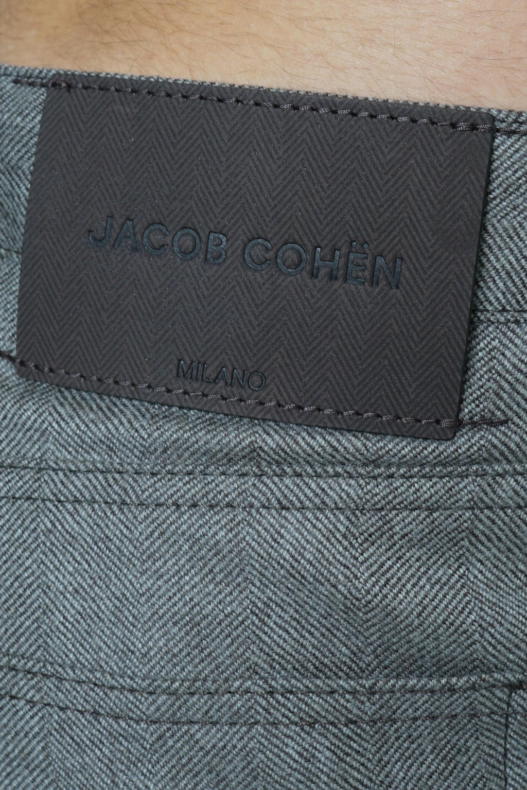 Alex 5-Pocket Straight Fit Jeans – F155