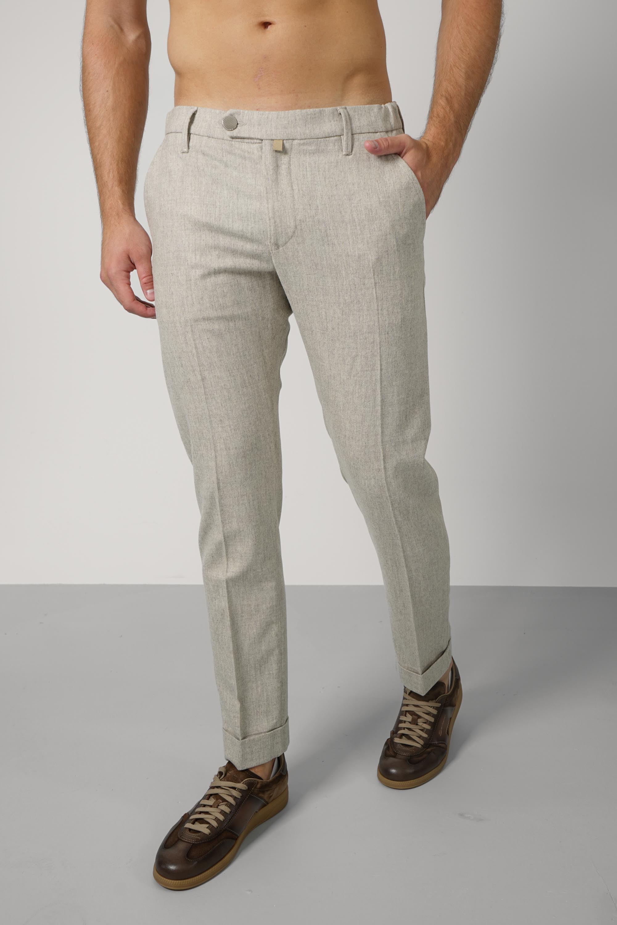 Jannik Regular Fit Trousers – D111