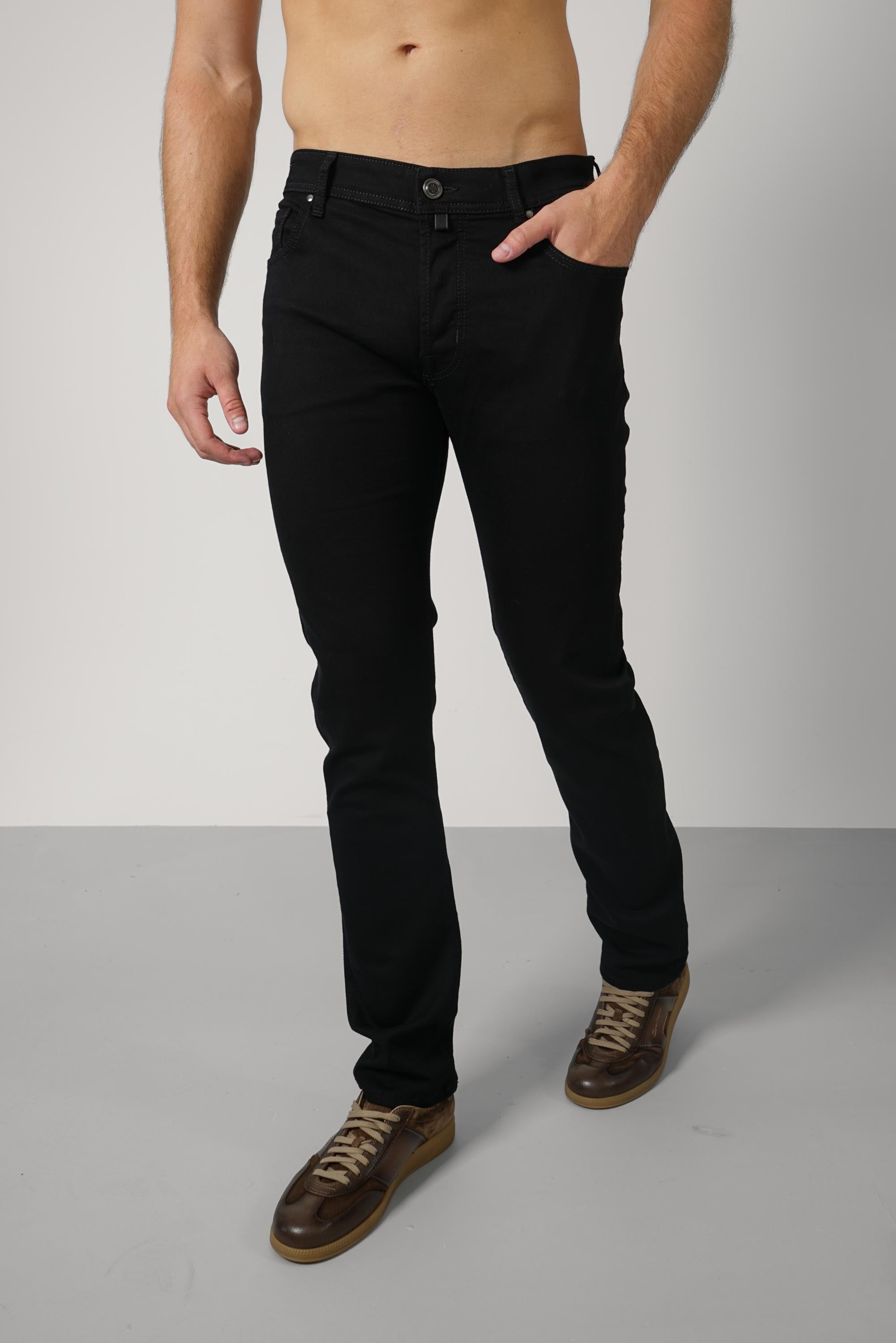 Bard 5-Pocket Slim Fit Jeans – 500D