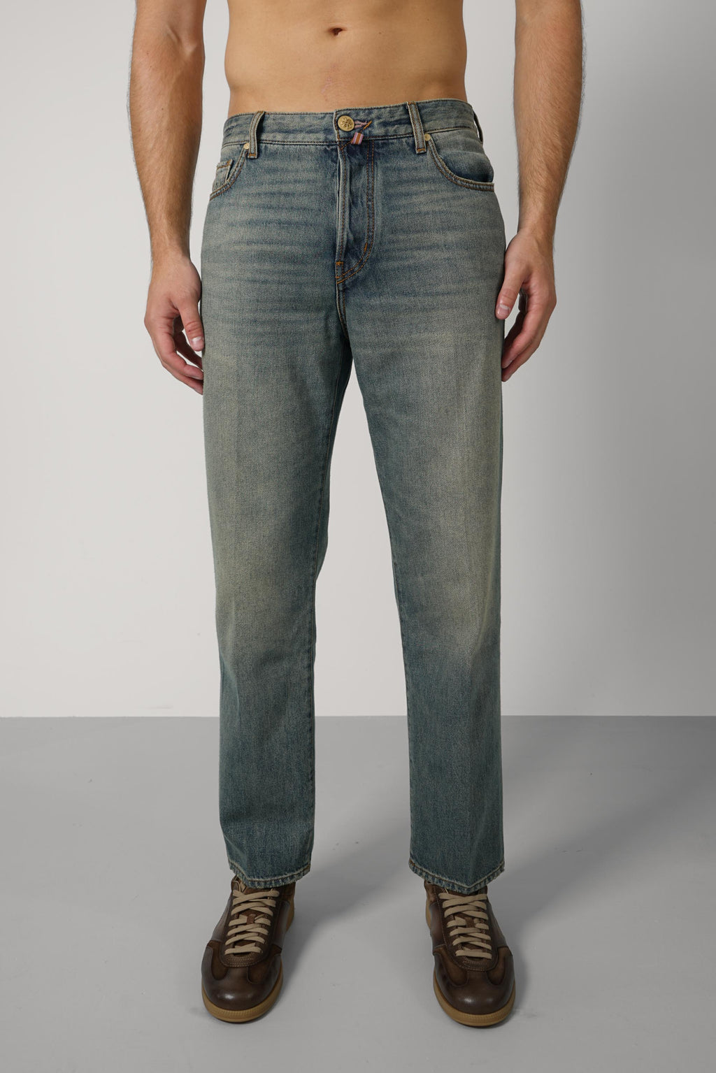 Alex 5-Pocket Straight Fit Jeans – 200D