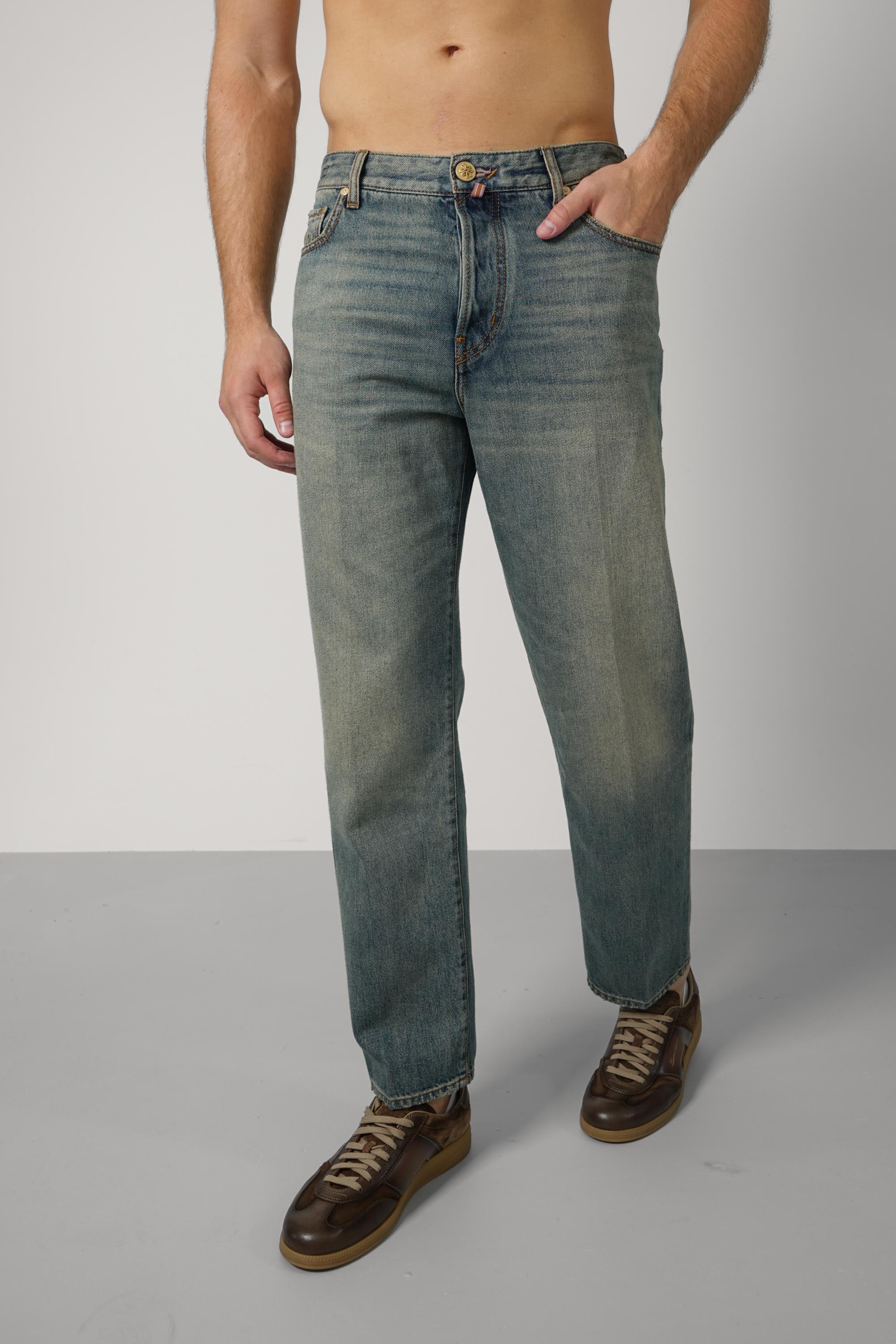 Alex 5-Pocket Straight Fit Jeans – 200D
