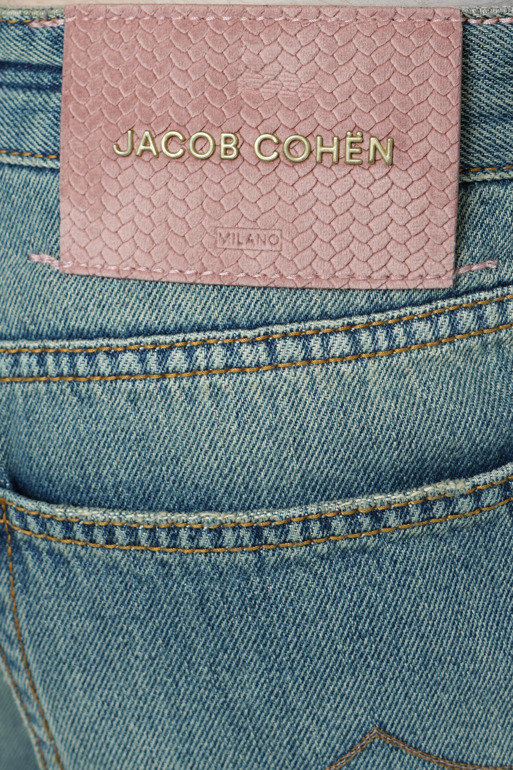 Alex 5-Pocket Straight Fit Jeans – 200D
