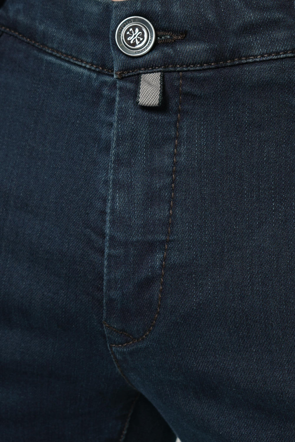 Bobby Slim Fit Trousers – 100D