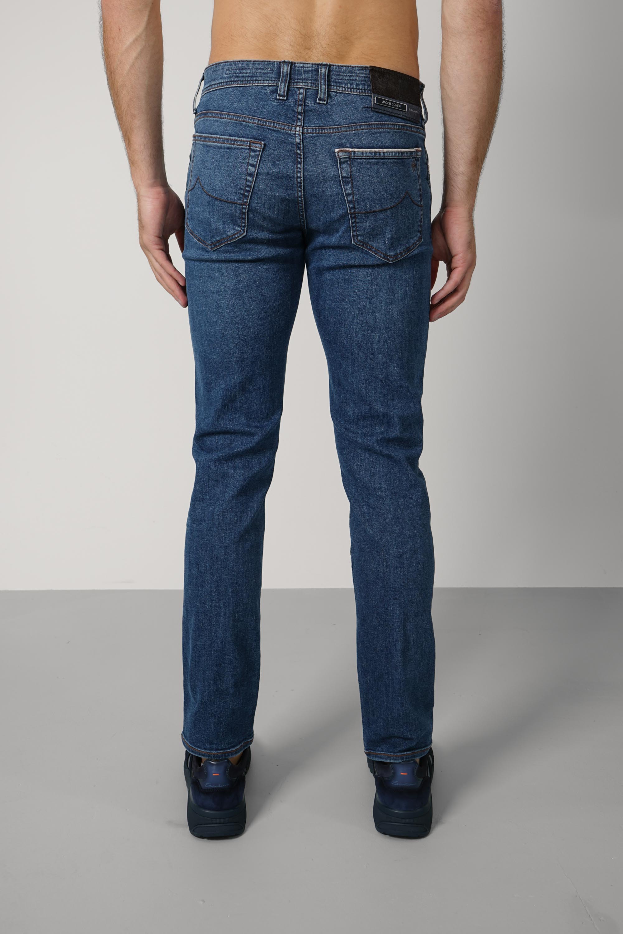 Bard LTD 5-Pocket Slim Fit Jeans – 200D