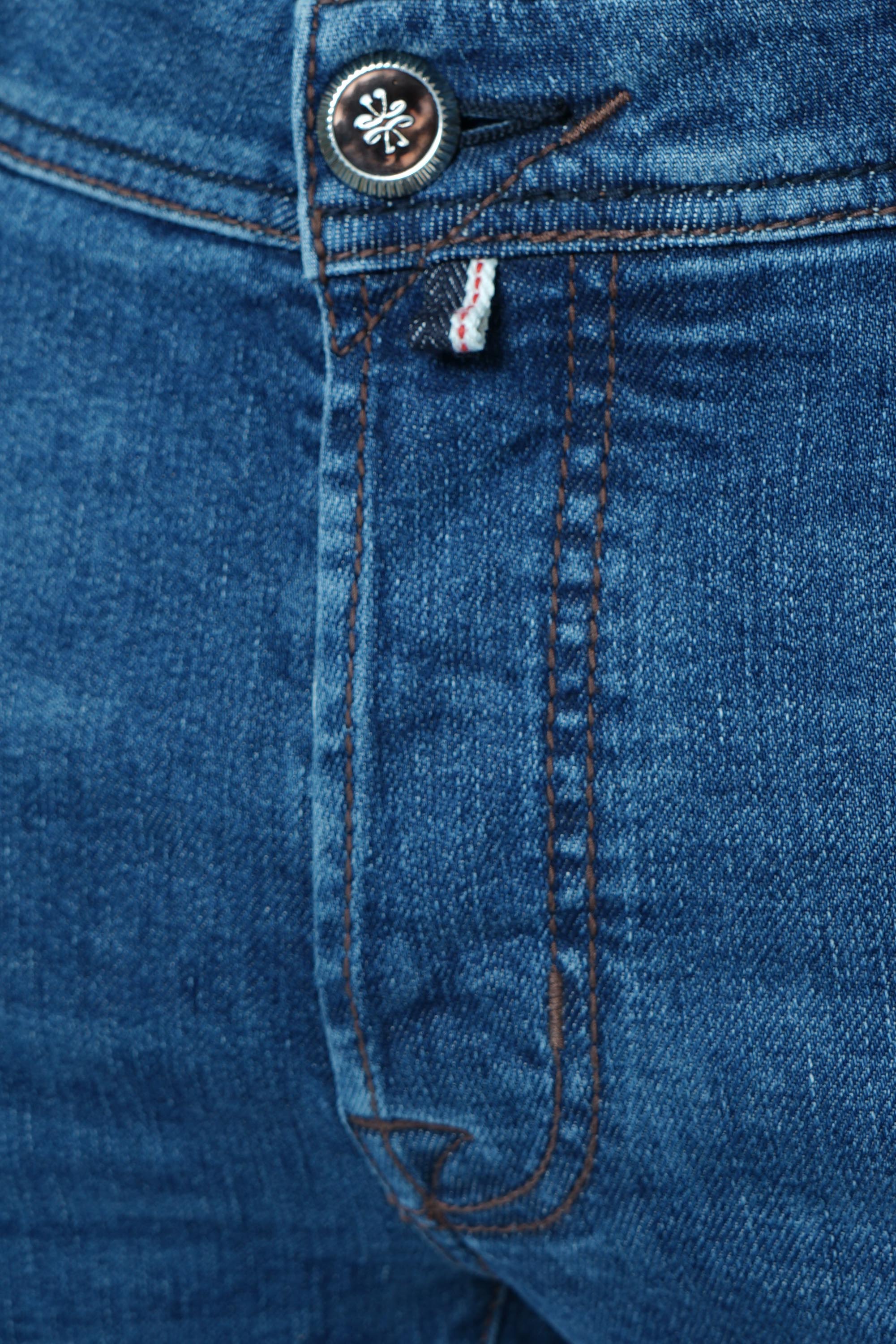 Bard LTD 5-Pocket Slim Fit Jeans – 200D