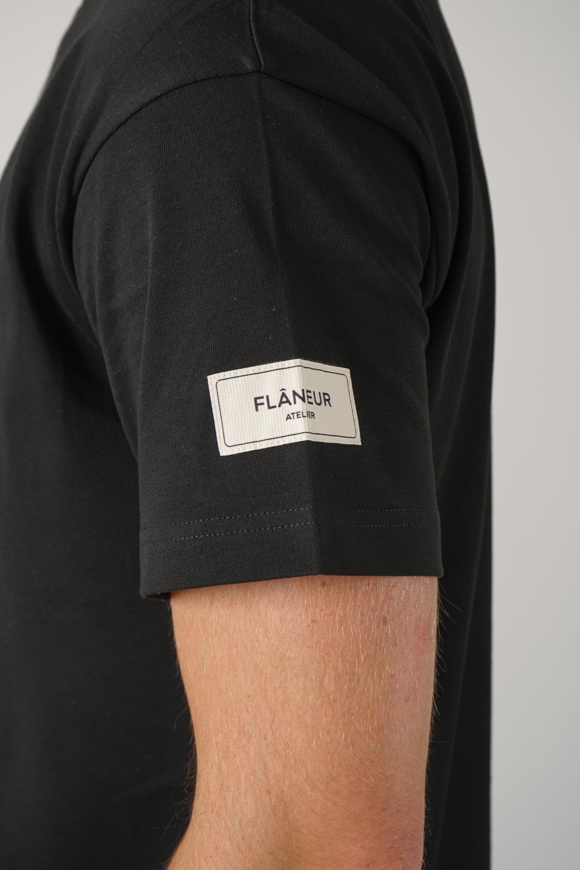 Flaneur Atelier T-Shirt – Black