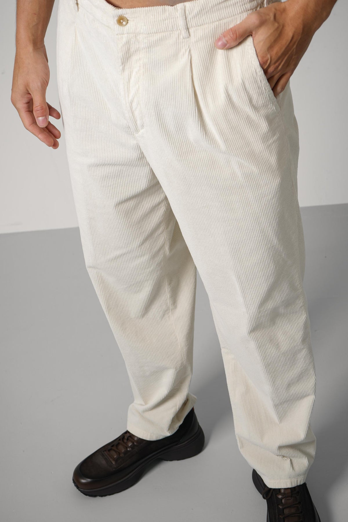Marco Pescarolo Dieci Zip Trousers – MP05 Beige