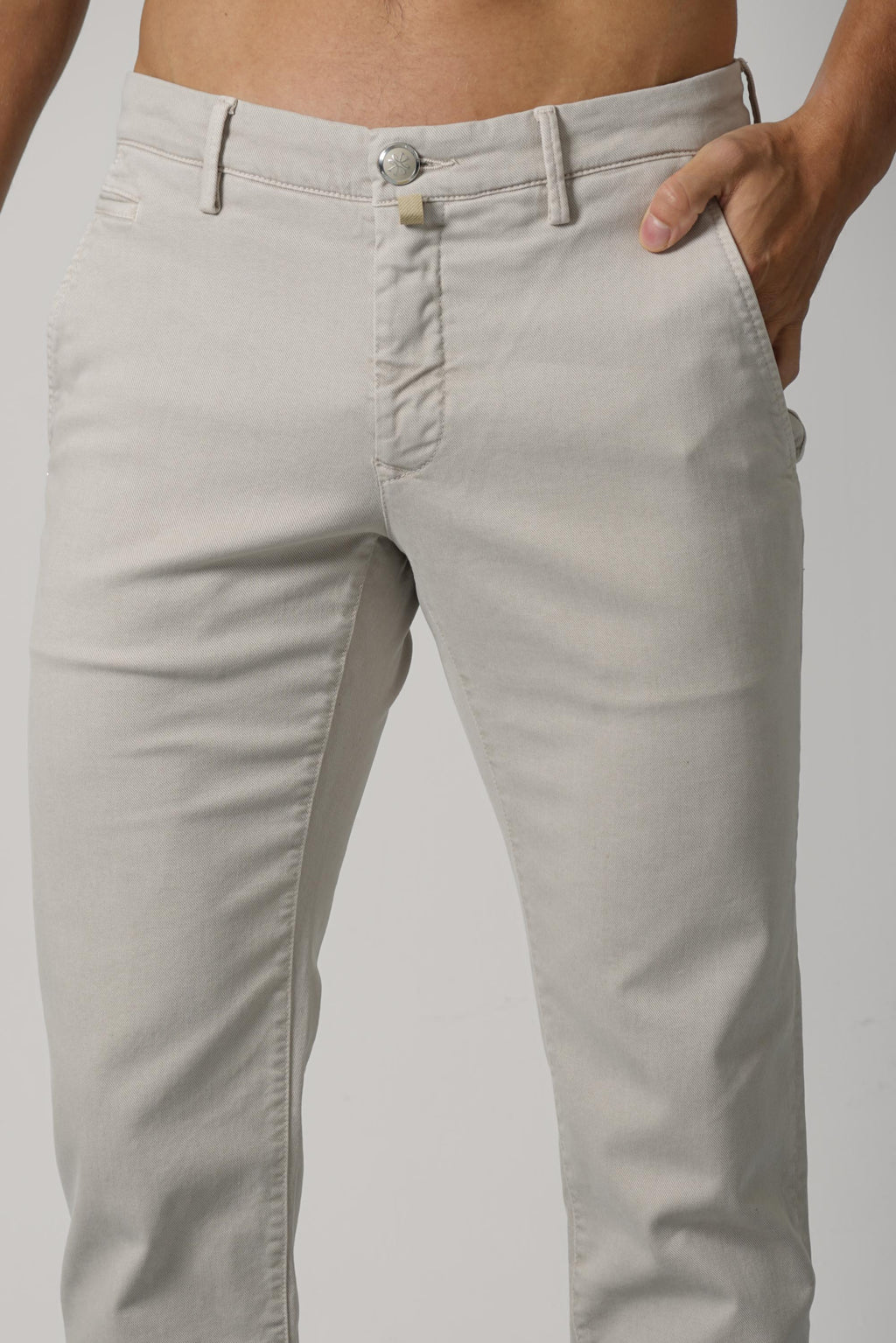 Jacob Cohën Bobby Slim Fit Trousers – A83 (S4216 TN)