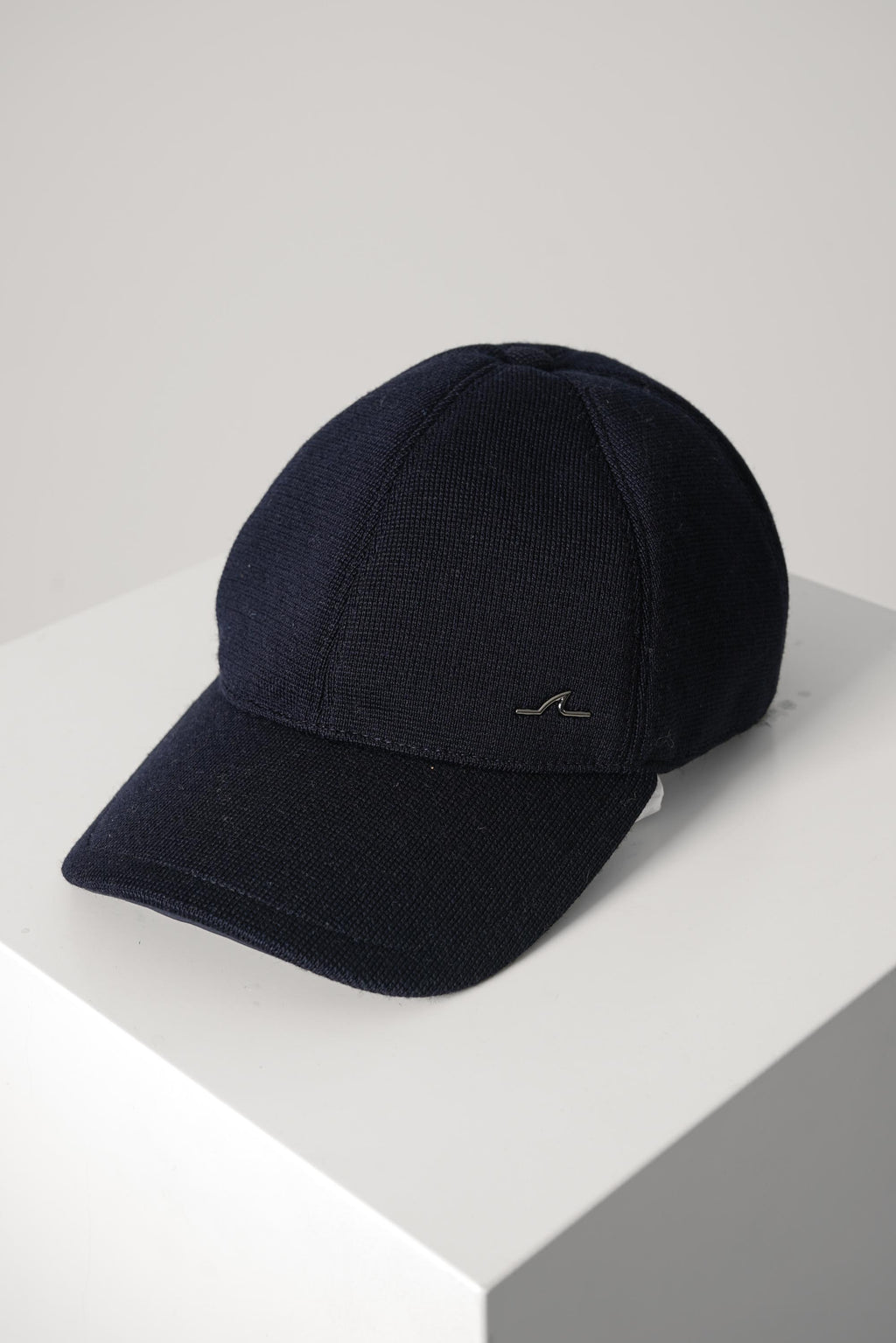 Paul & Shark Knit Baseball Cap with Plaque – Navy