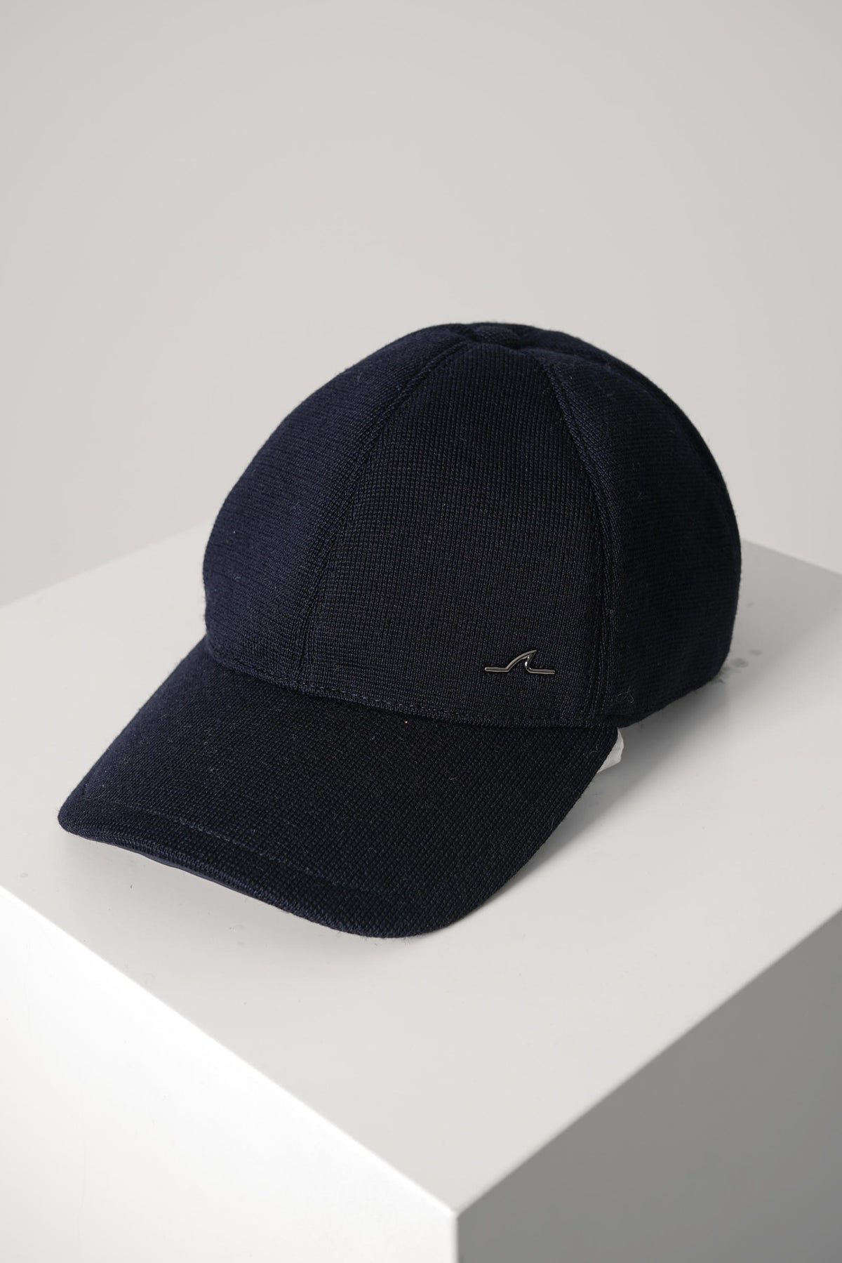 Paul & Shark Knit Baseball Cap with Plaque – Navy