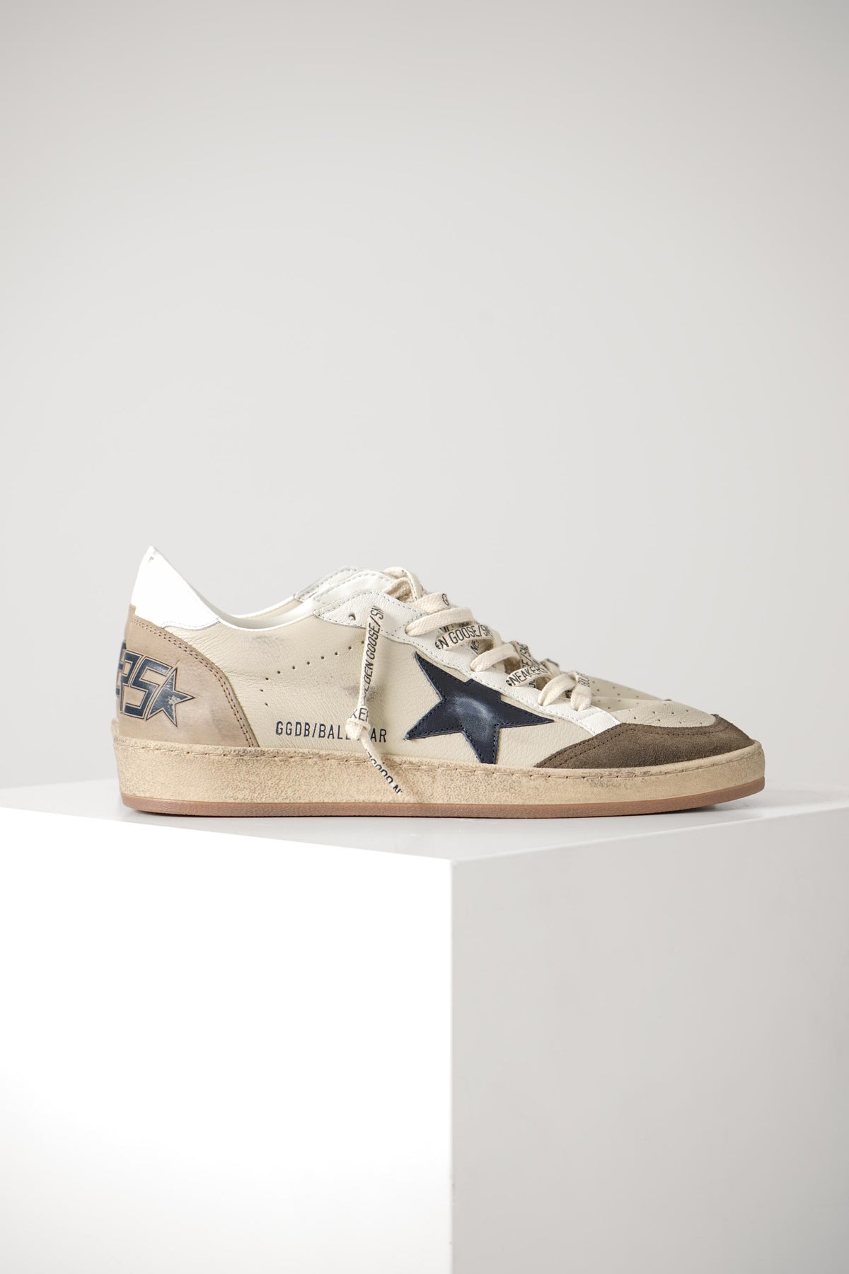 Golden Goose  Ballstar Nappa Upper Suede Toe Nabuk – Cream/White/Light