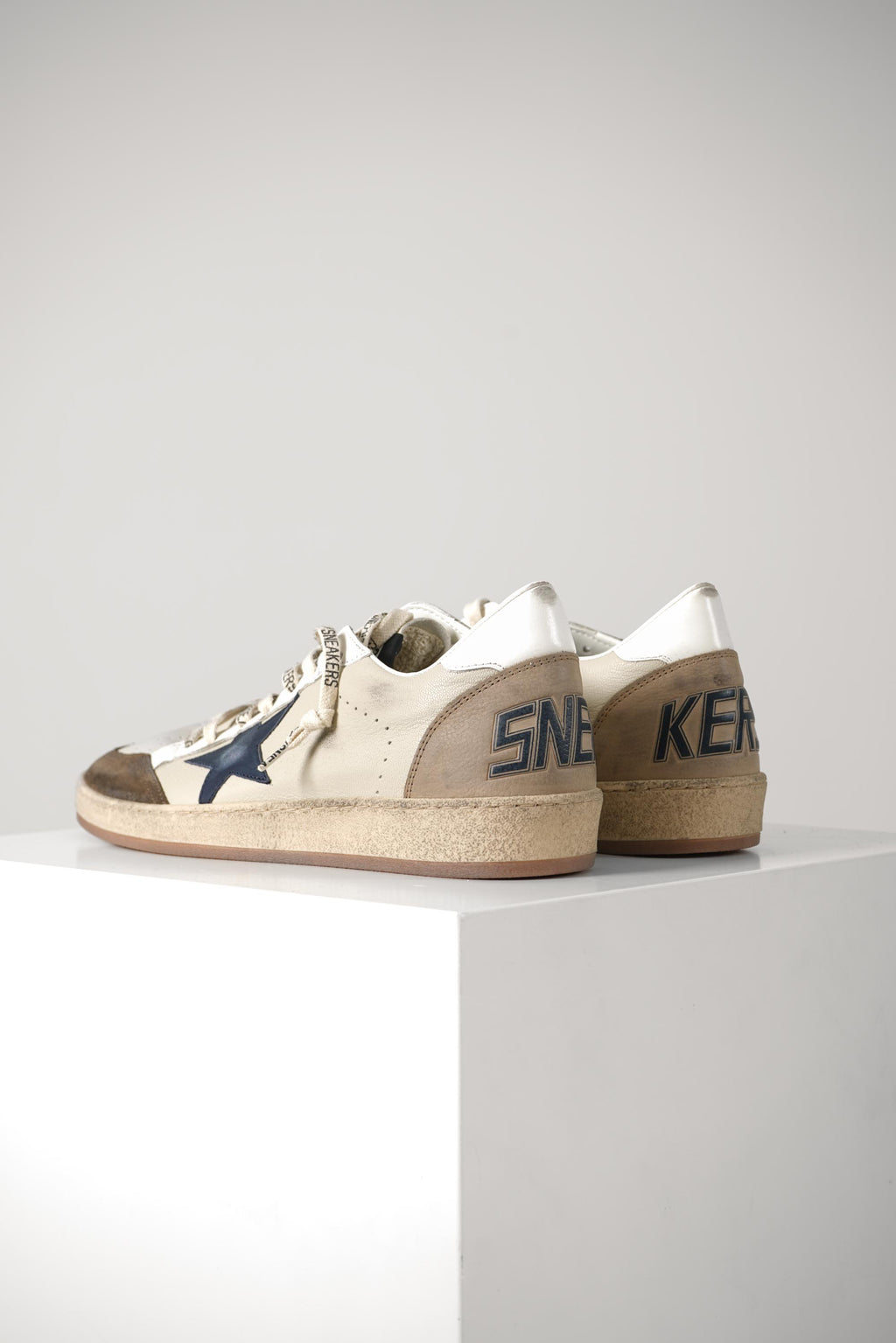 Golden Goose  Ballstar Nappa Upper Suede Toe Nabuk – Cream/White/Light