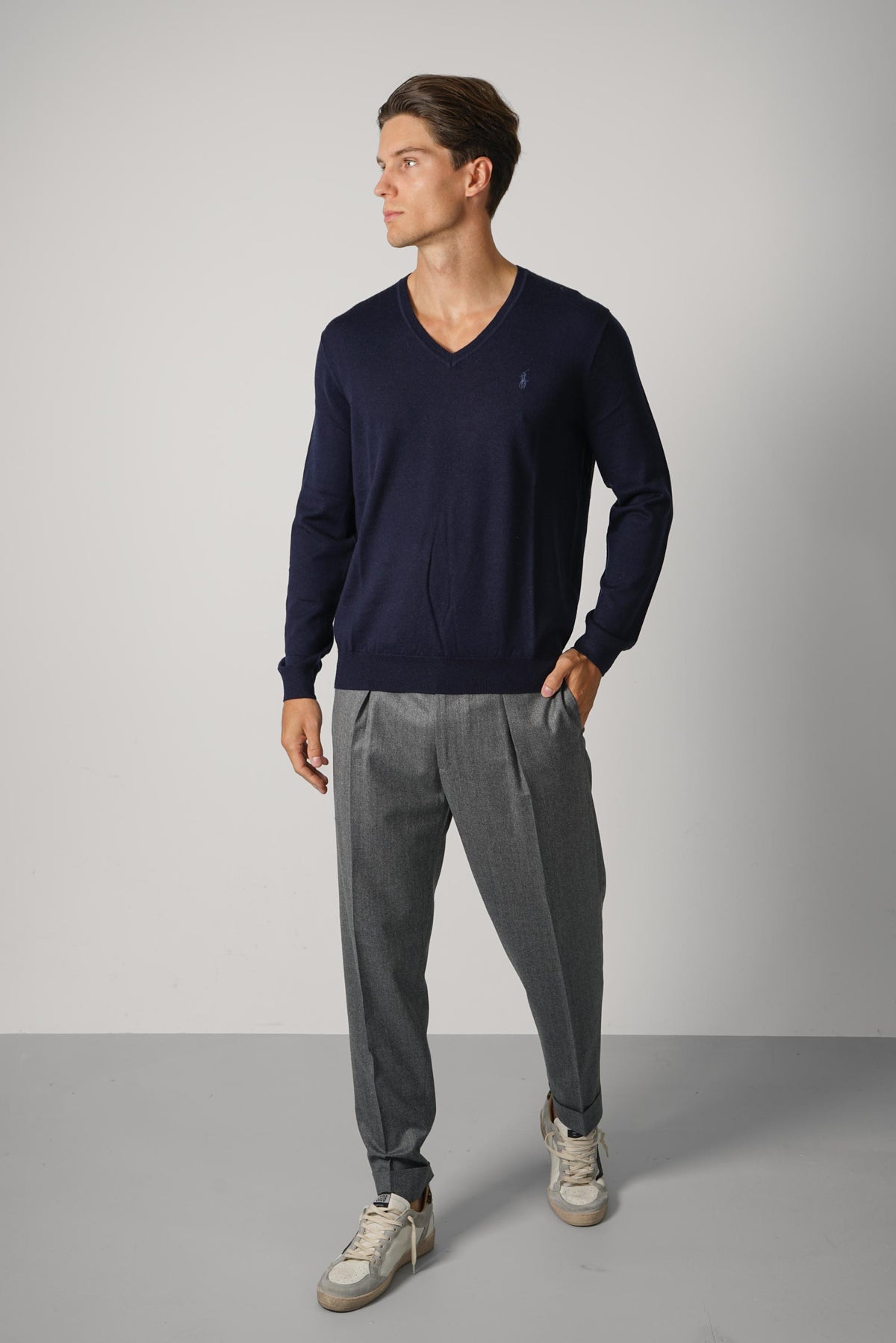 Ralph Lauren Washable Wool V-Neck Sweater – Hunter Navy