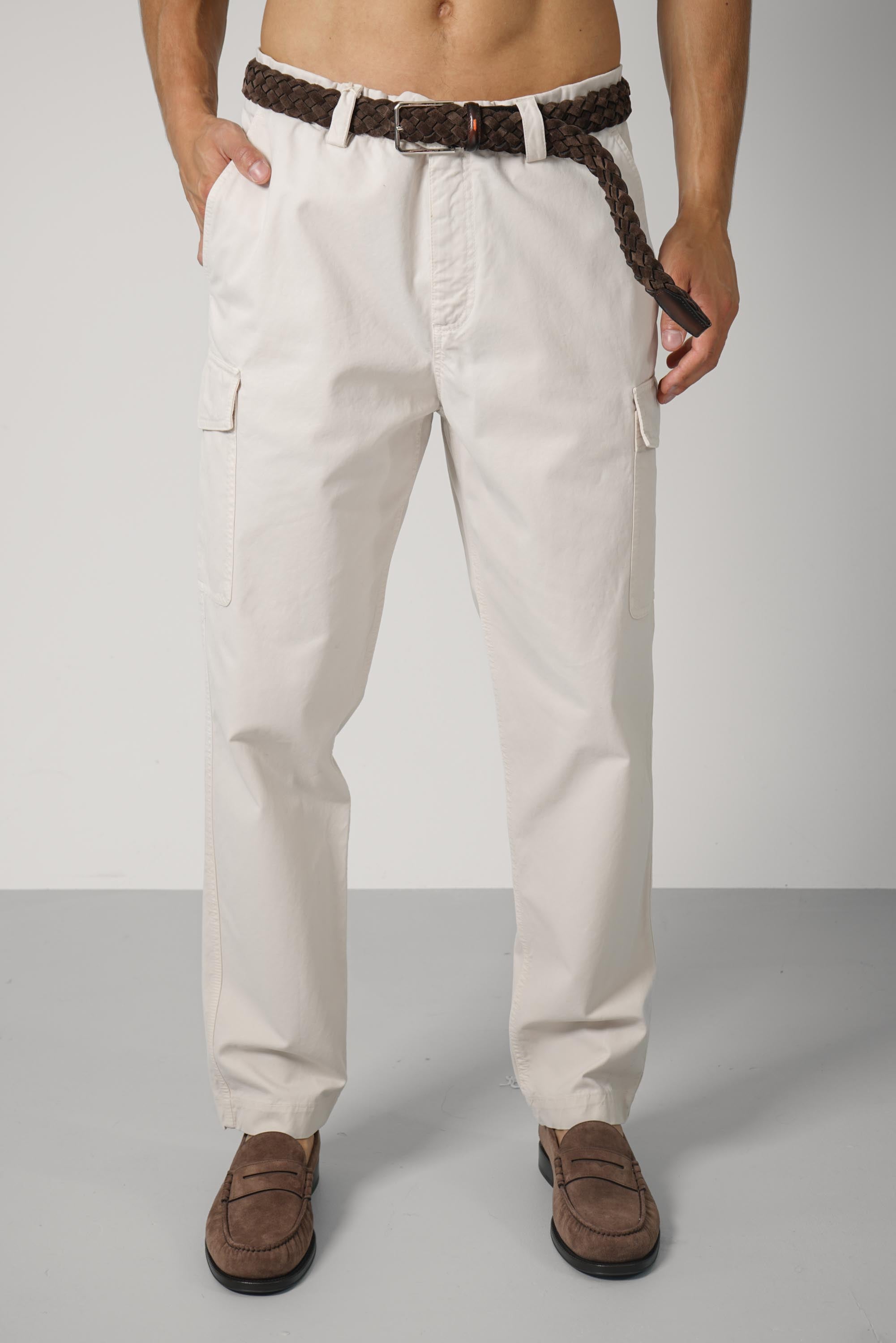 Brunello Cucinelli Trousers with Cargo Pockets Beige