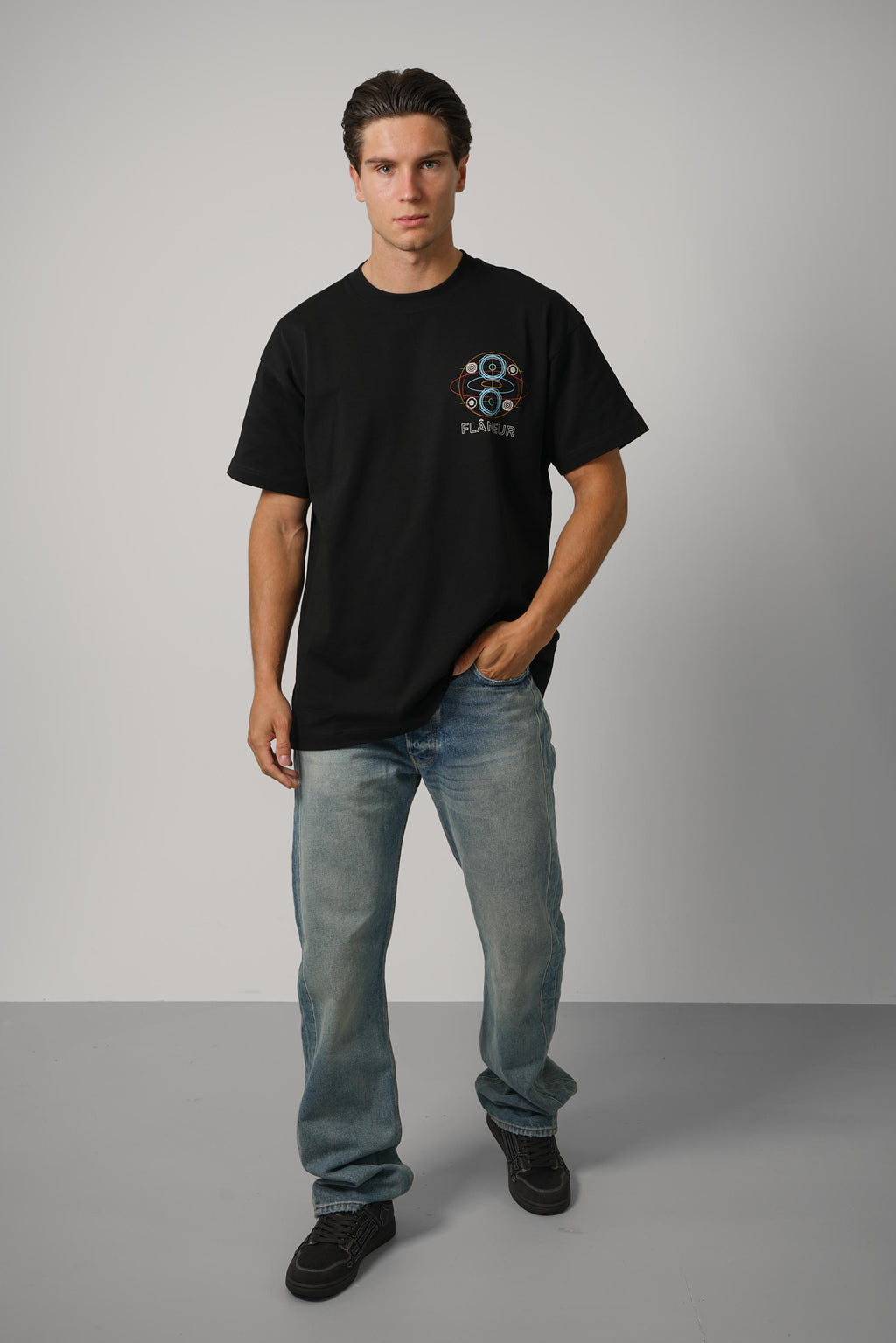 Speaker T-Shirt – Black/Multicolor