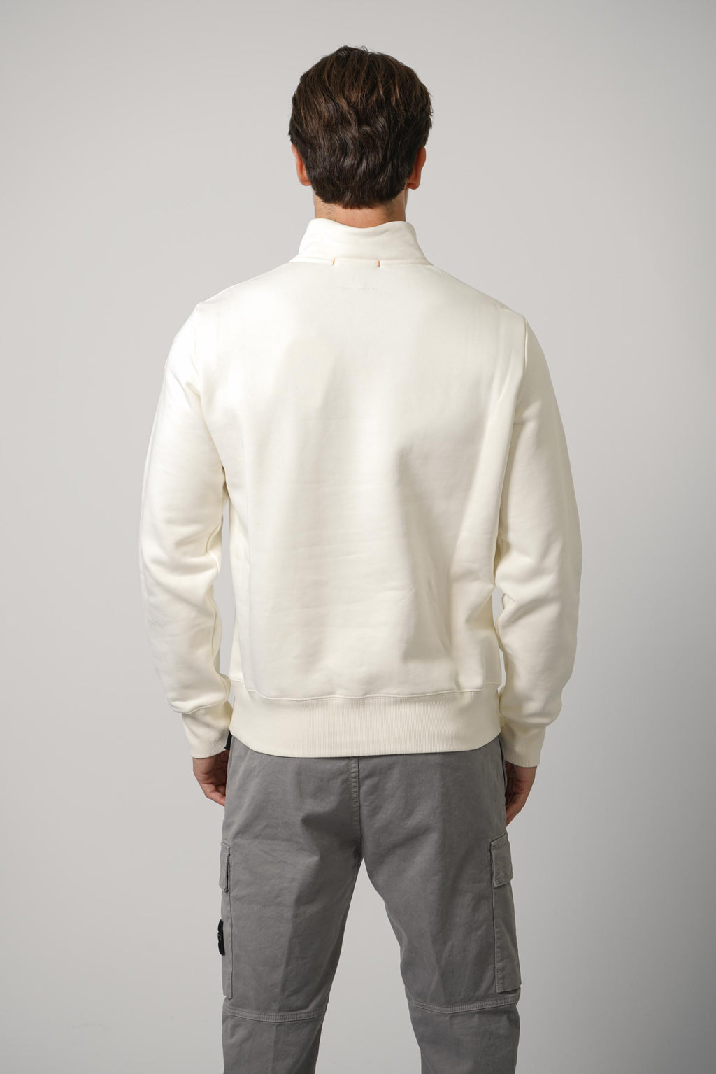 Broad Peak – Warm Ivory