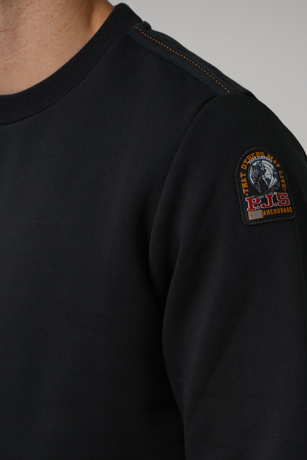 K2 – Black