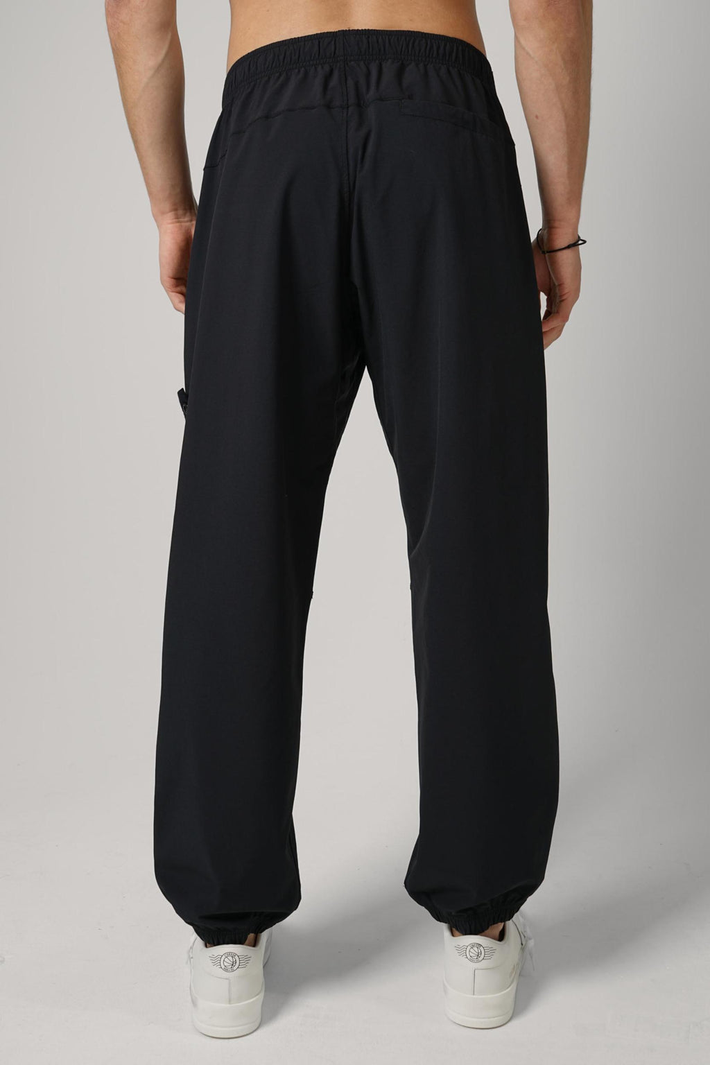 3100048 Stone Island Tapored Fit Trousers Black