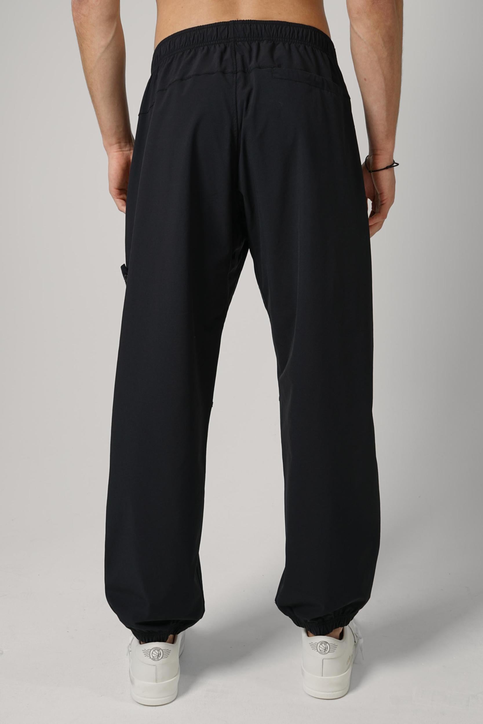 3100048 Stone Island Tapored Fit Trousers Black