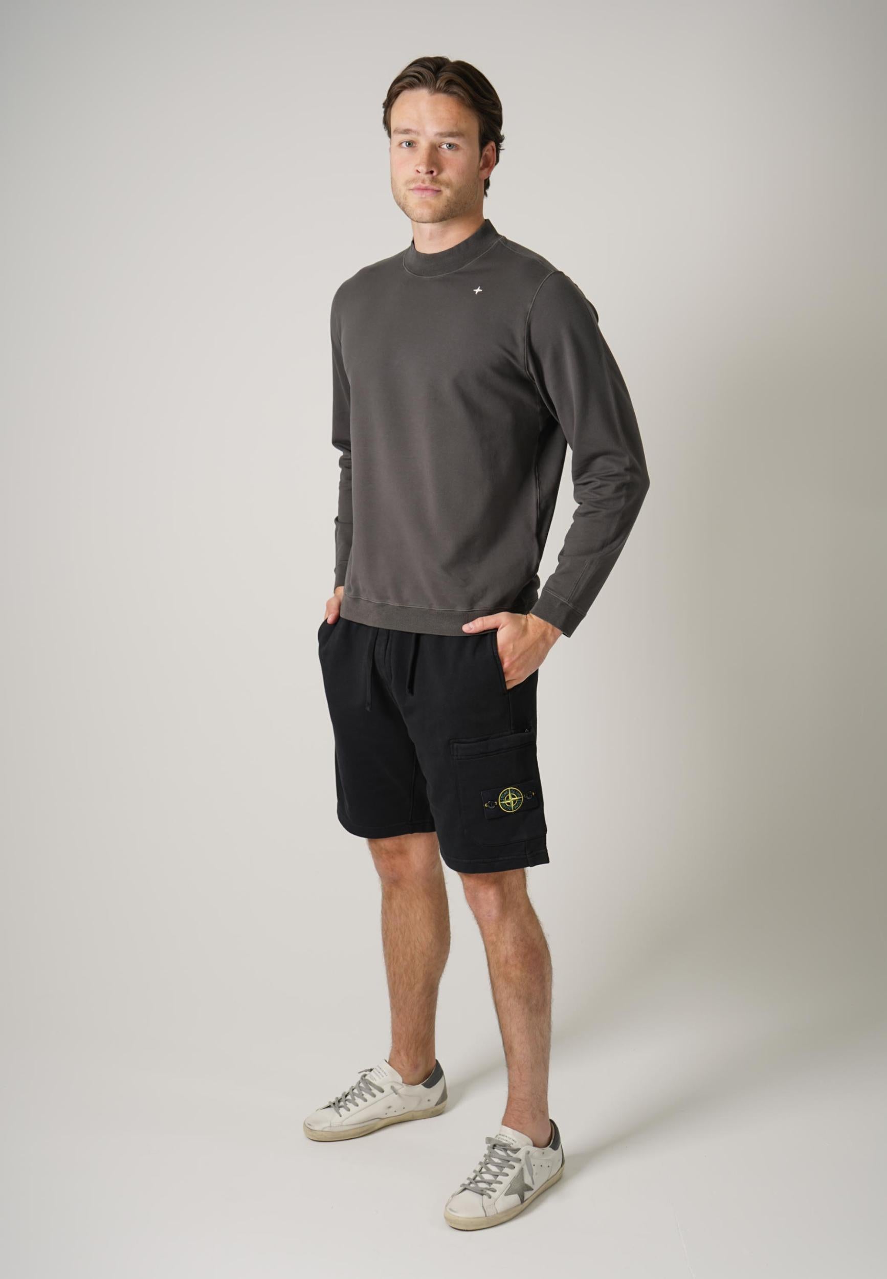 6100036 Stone Island Stellina Front Star Sweater Dark Grey
