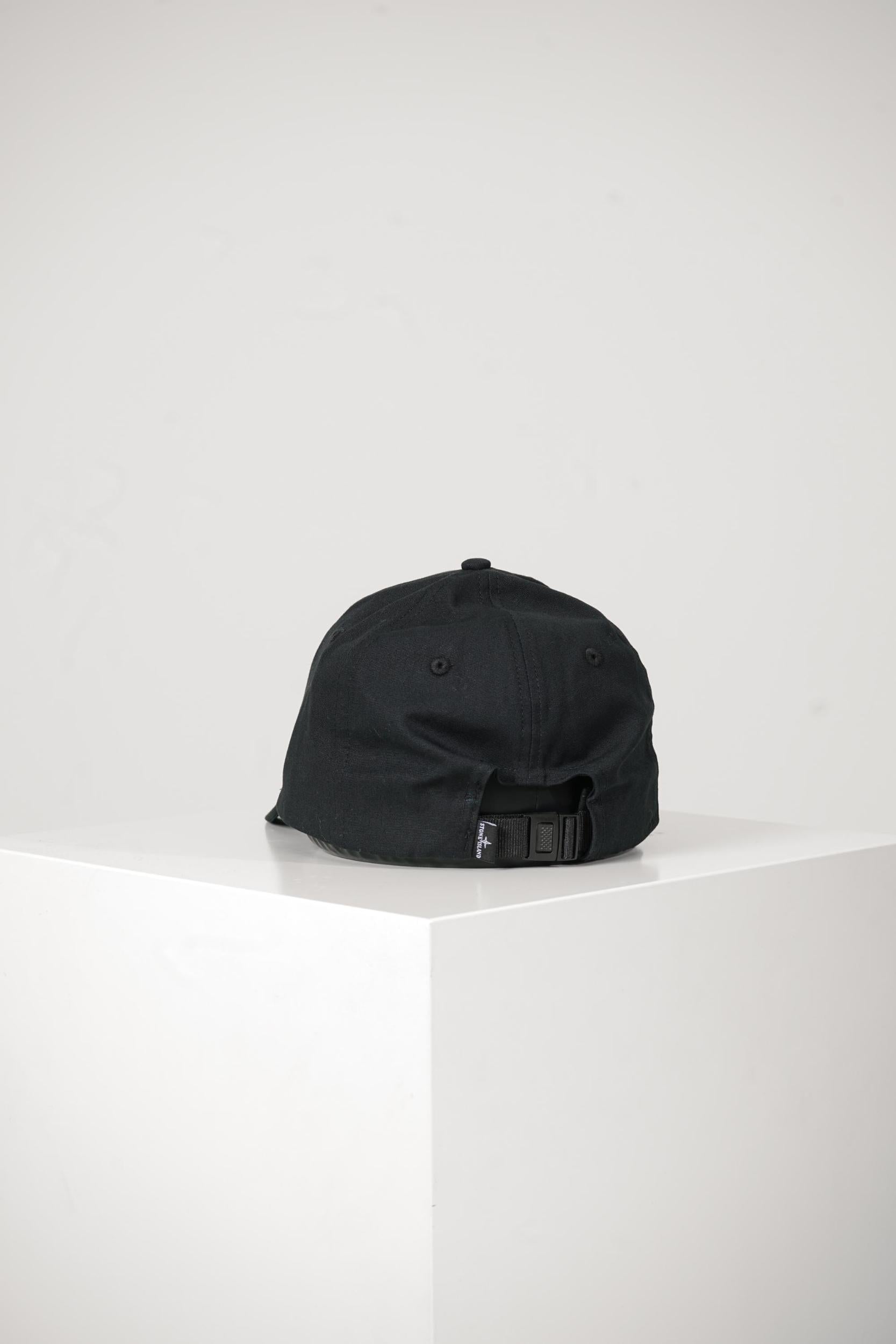 9100013 Stone Island Cap Black