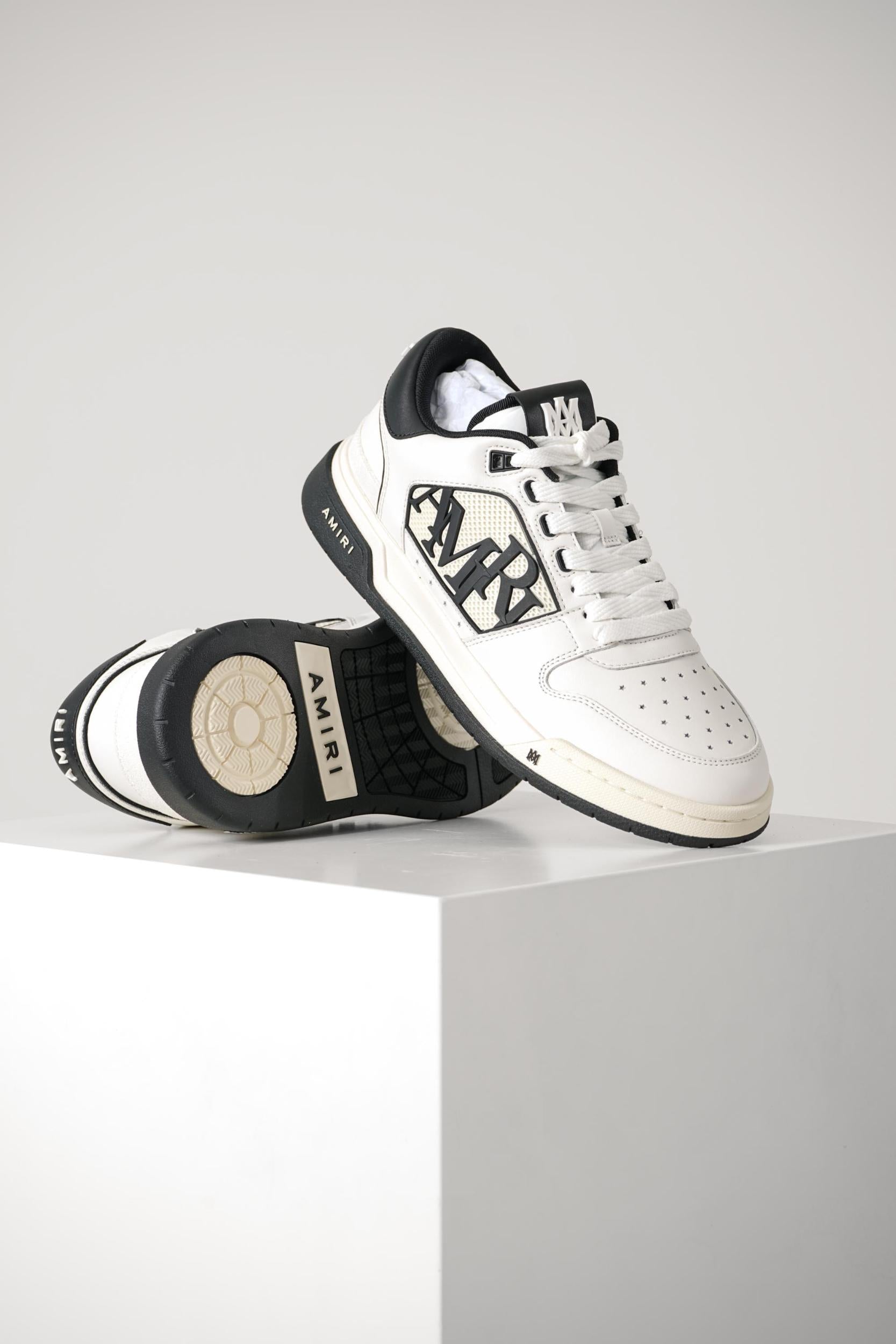 Amiri Classic Low White/White – JURGEN STORE