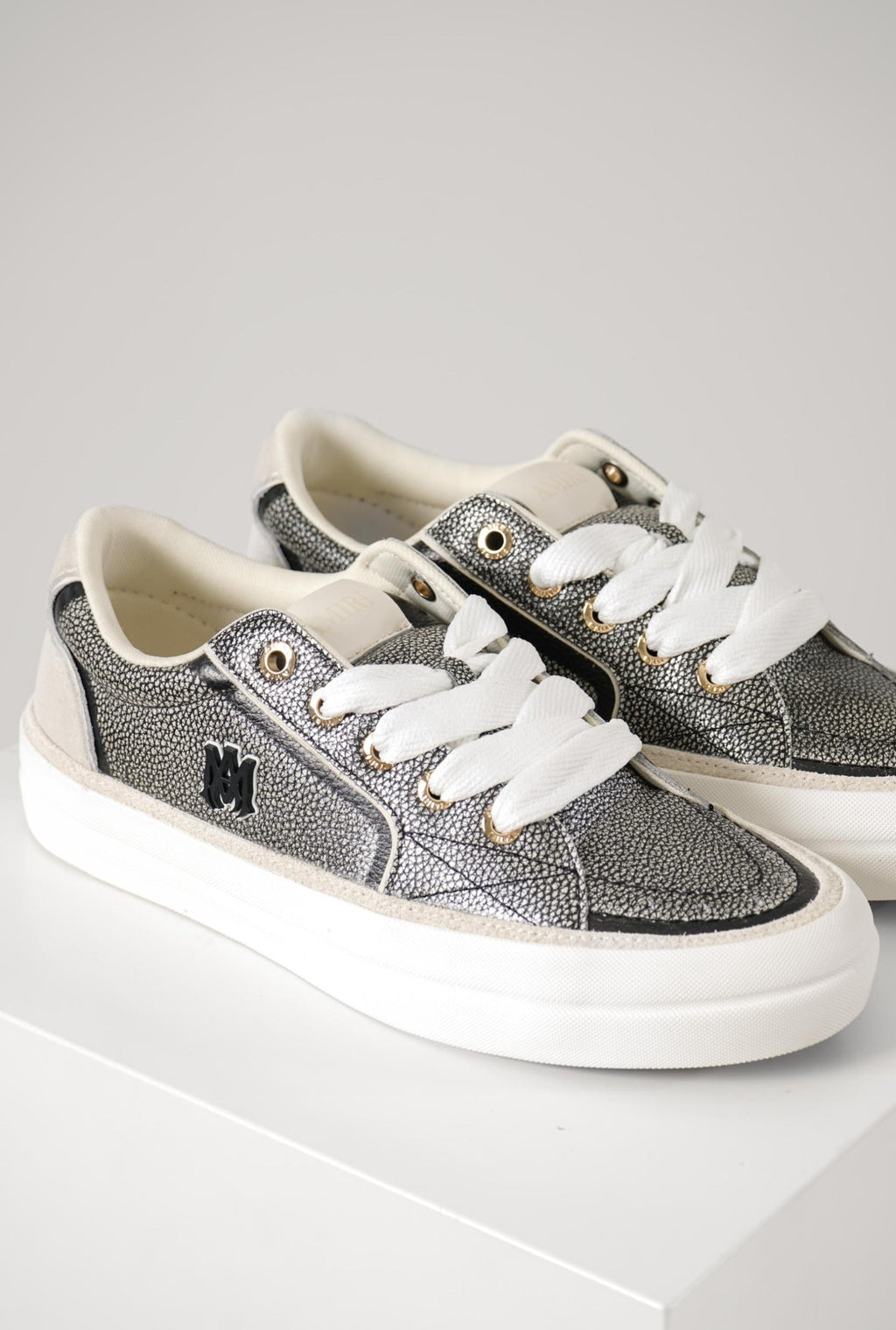 Amiri Pubbled Sunset Skate Black