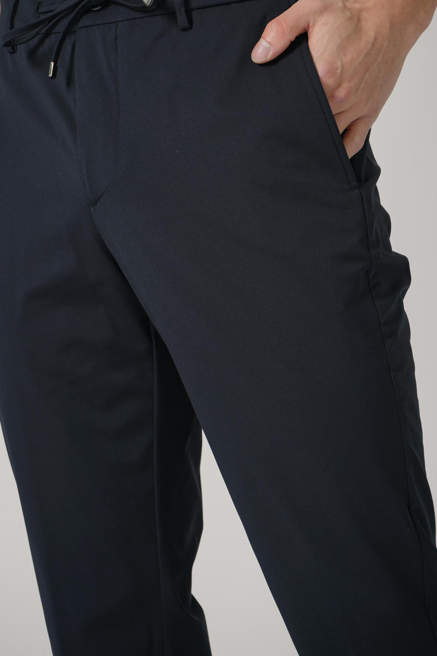 Berwich The Travel Fit Black
