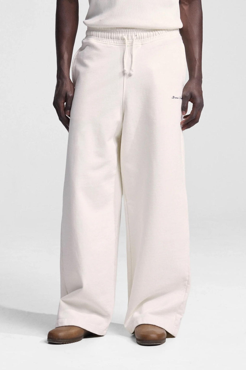 Bram'S Fruit Script Logo Sweatpant Off White