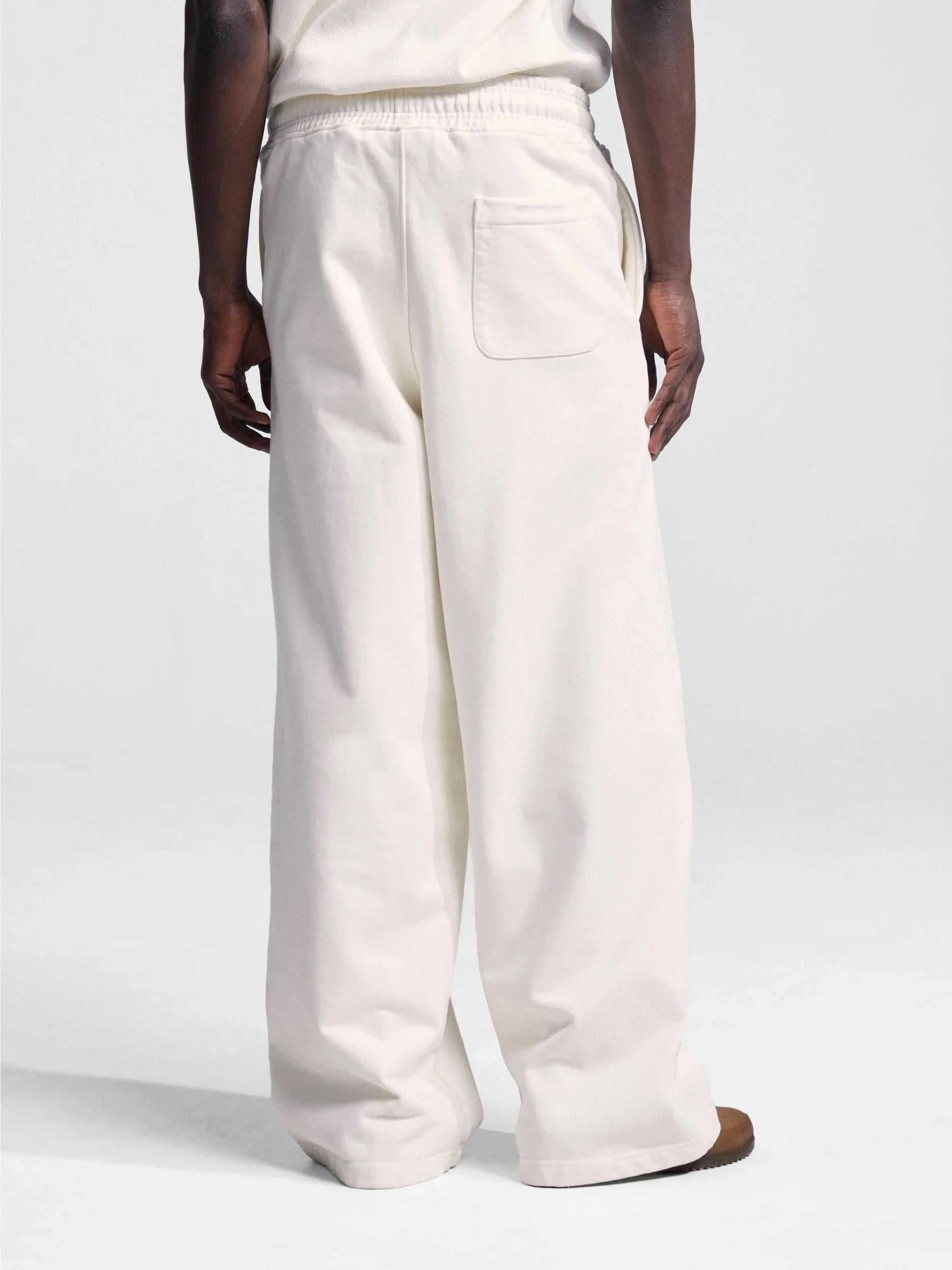Bram'S Fruit Script Logo Sweatpant Off White