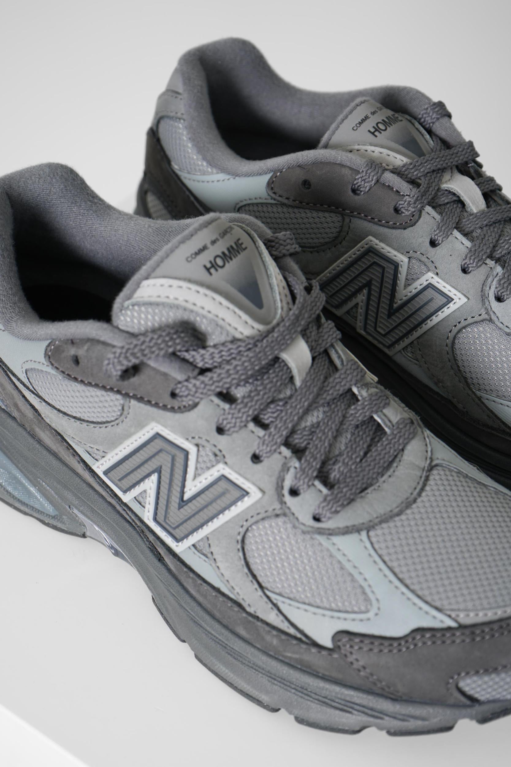 Comme Des Garcons Homme X New Balance 2010V Sneakers Grey