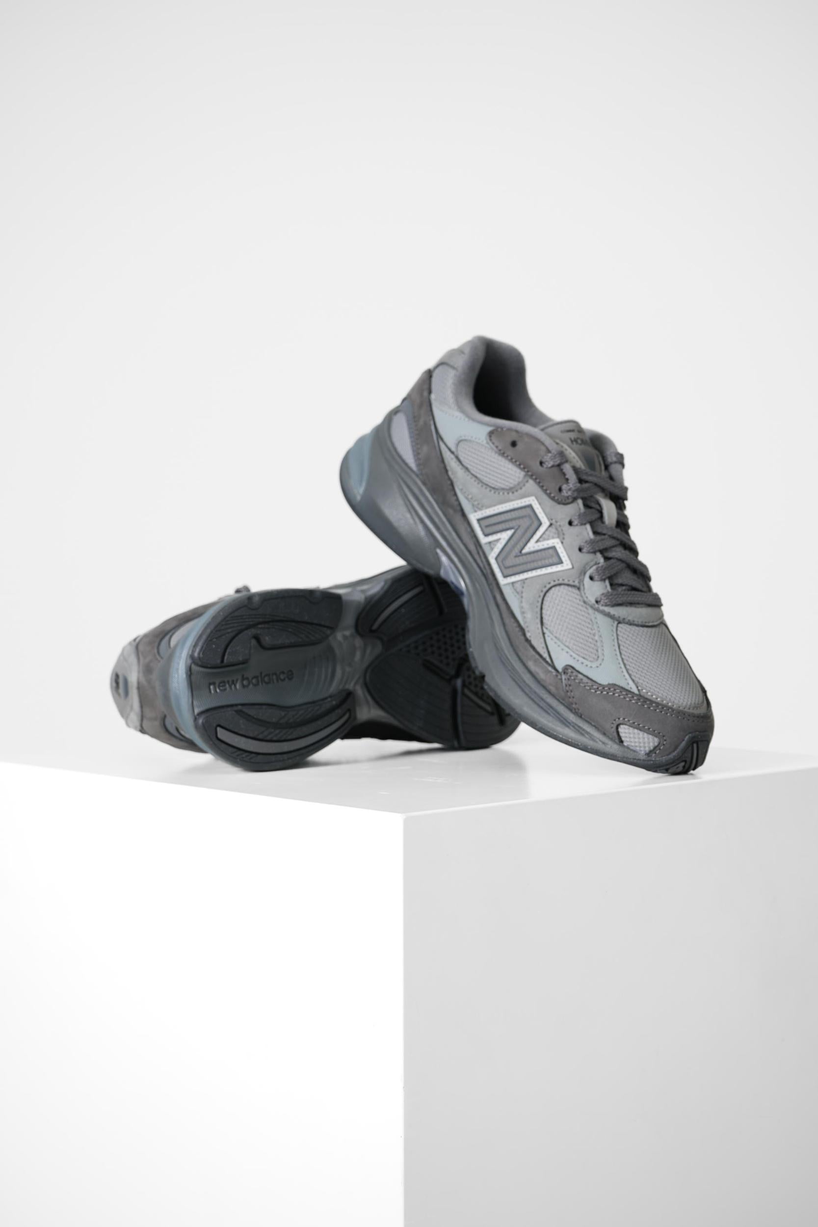 Comme Des Garcons Homme X New Balance 2010V Sneakers Grey