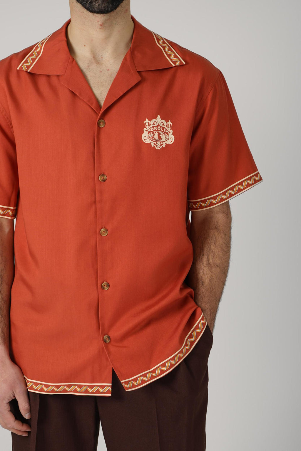 Drôle De Monsieur Chemise Brodee Danseurs Brick