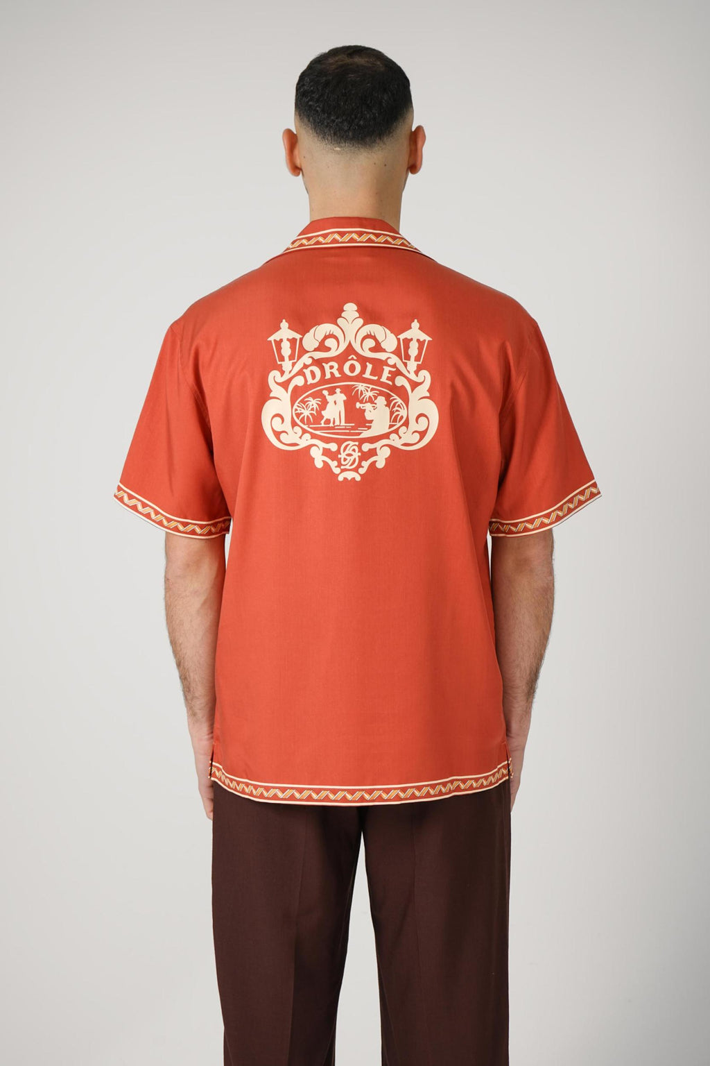 Drôle De Monsieur Chemise Brodee Danseurs Brick