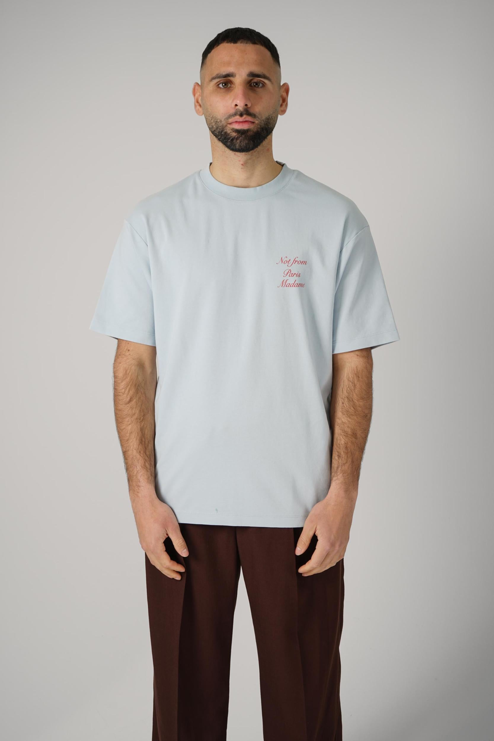 Drôle De Monsieur Le T-Shirt Slogan Callgraph Light Blue