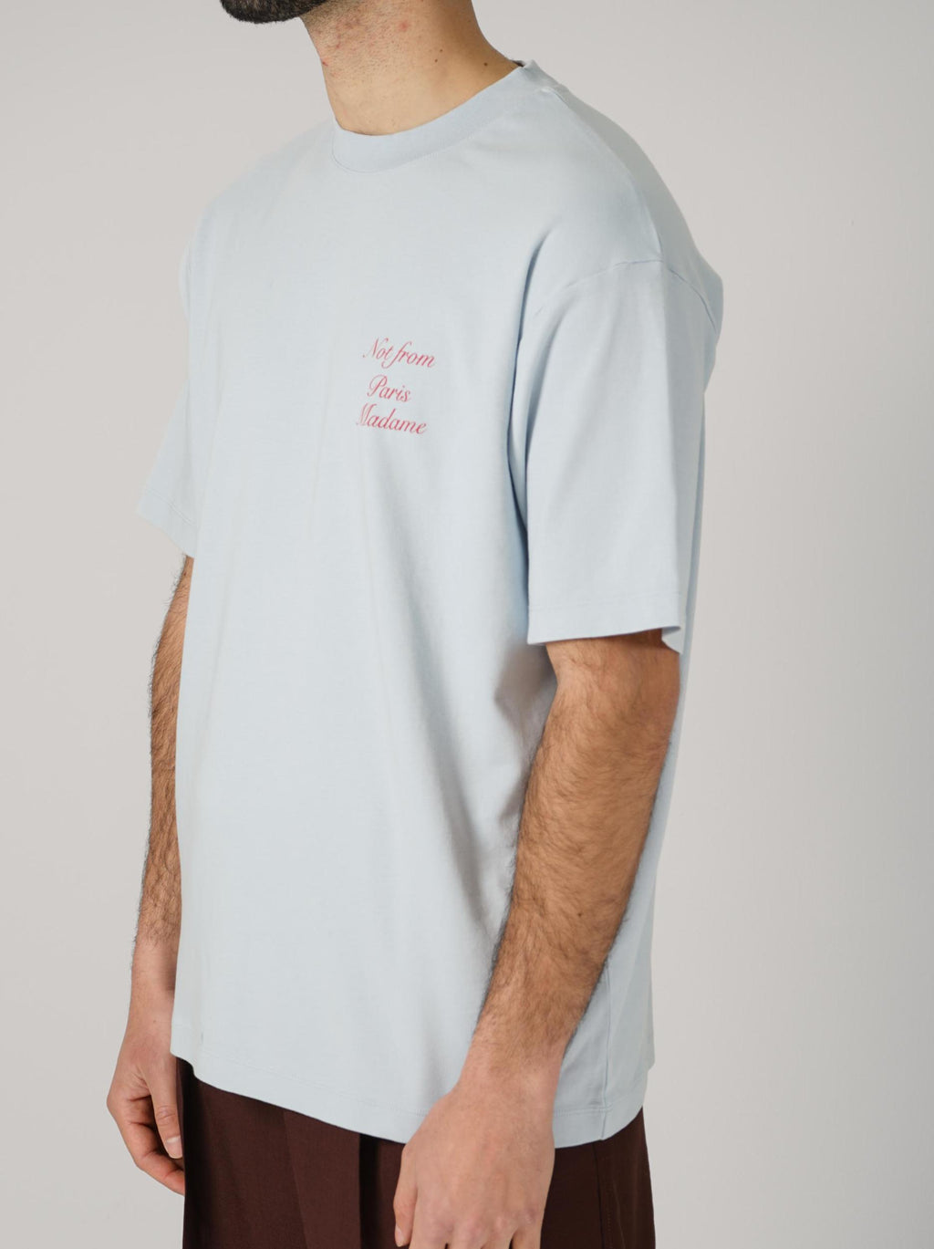Drôle De Monsieur Le T-Shirt Slogan Callgraph Light Blue