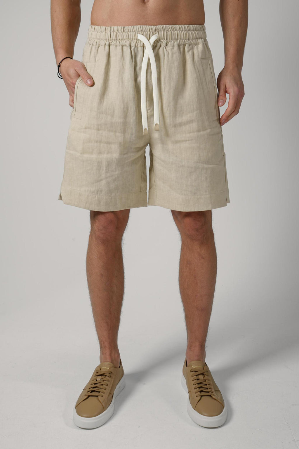 Eleventy Linen Short Sand
