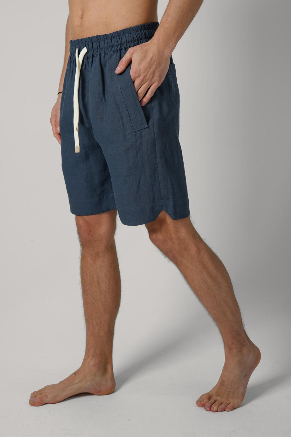 Eleventy Linen Shorts Blue