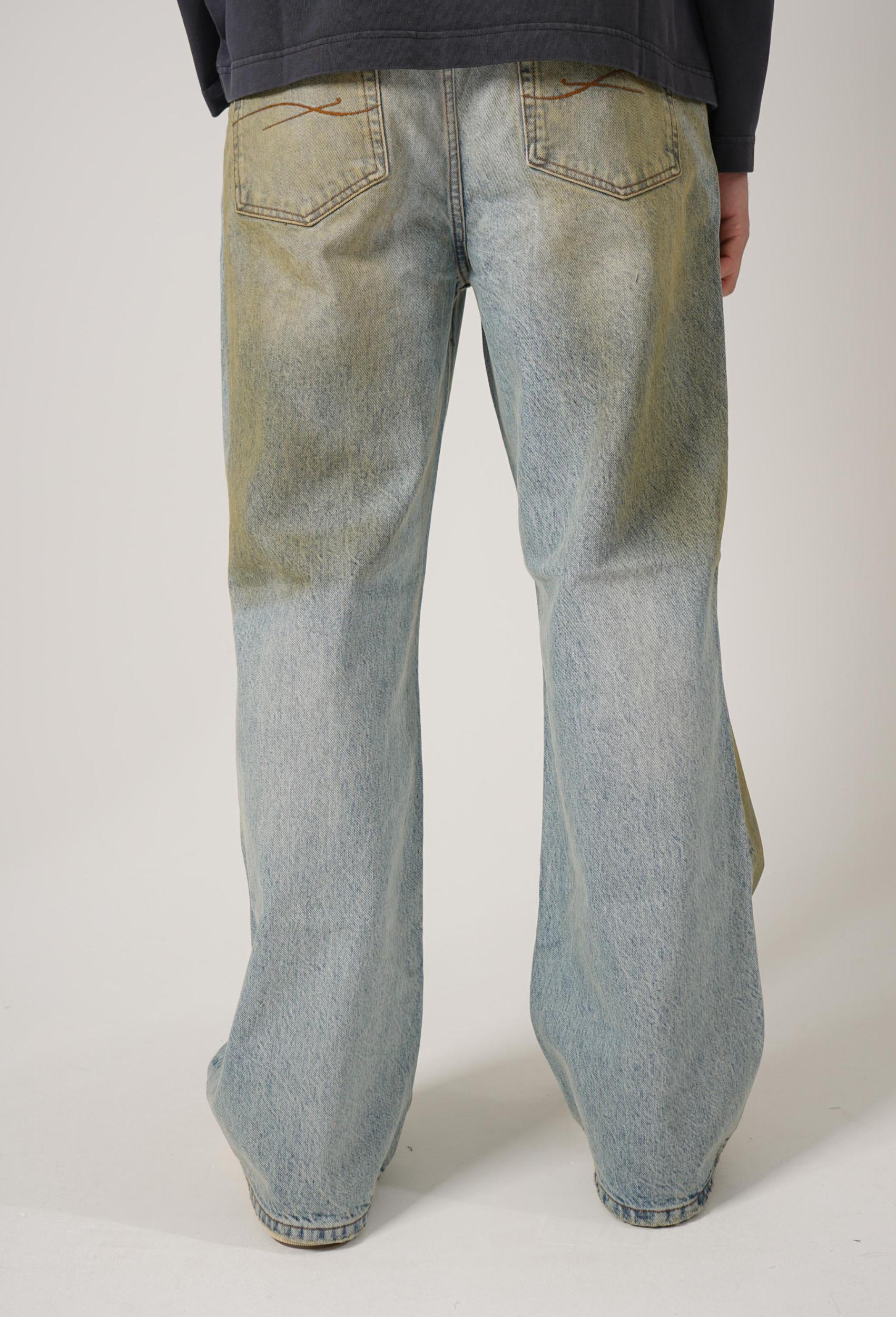 Flaneur Relaxed Dirty Jeans