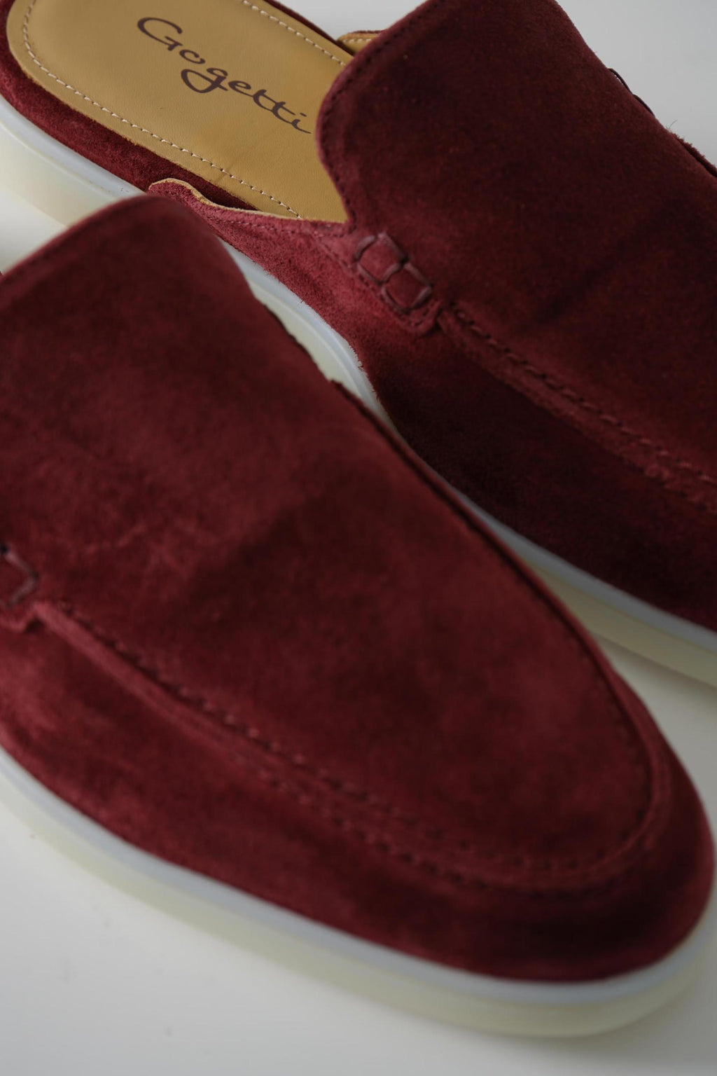 Gogetti Velour Slip-On Wine Red