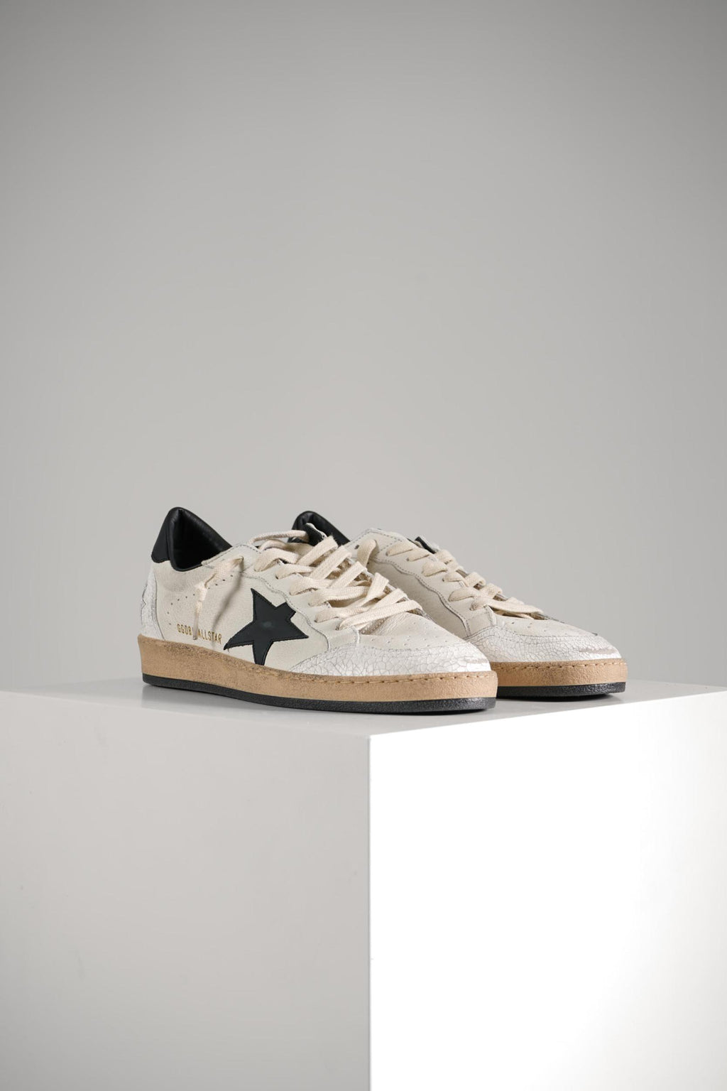 Golden Goose Ball Star White/Black