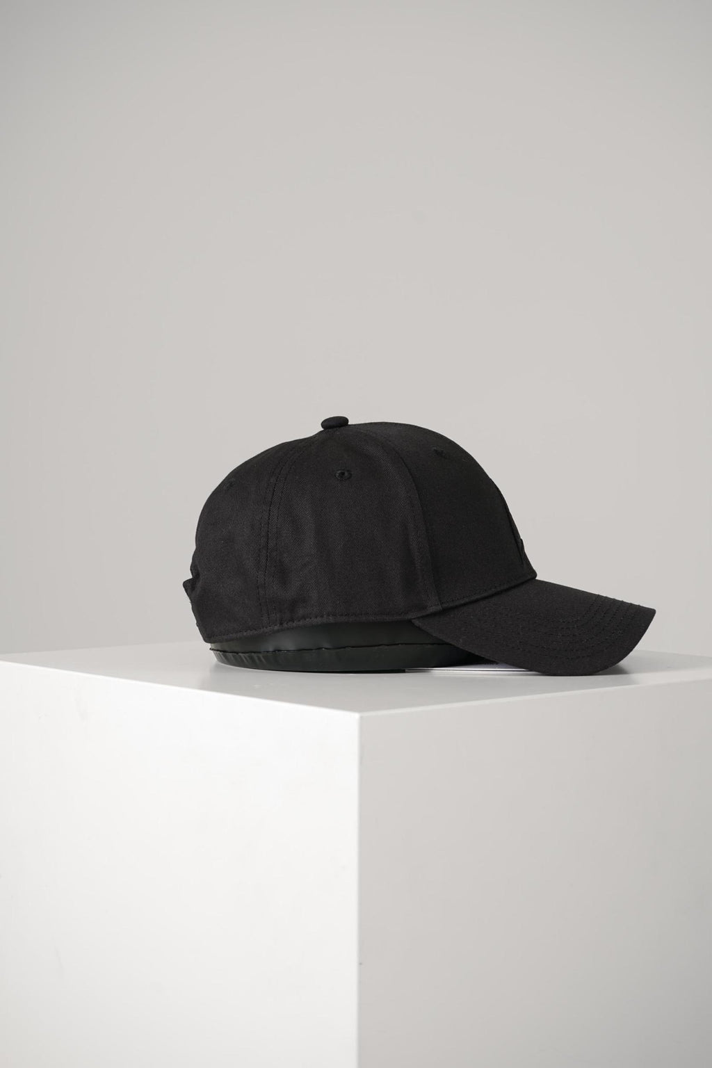Golden Goose Baseball Hat Demos/ Six Segments Black