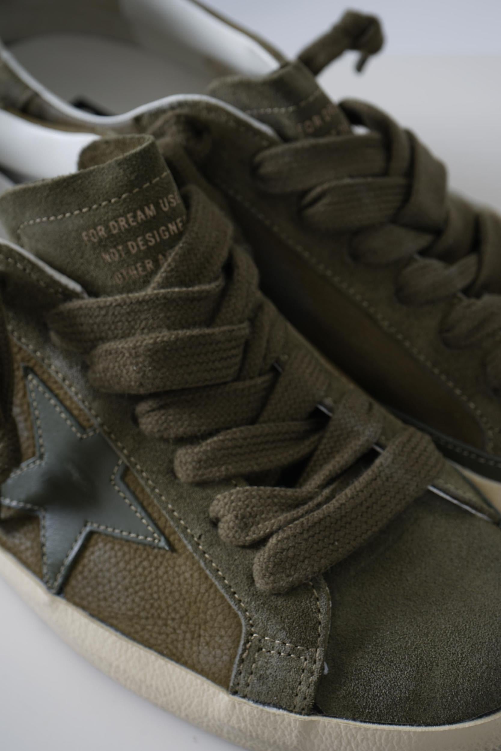 Golden Goose Super-Star Classic Dark Green