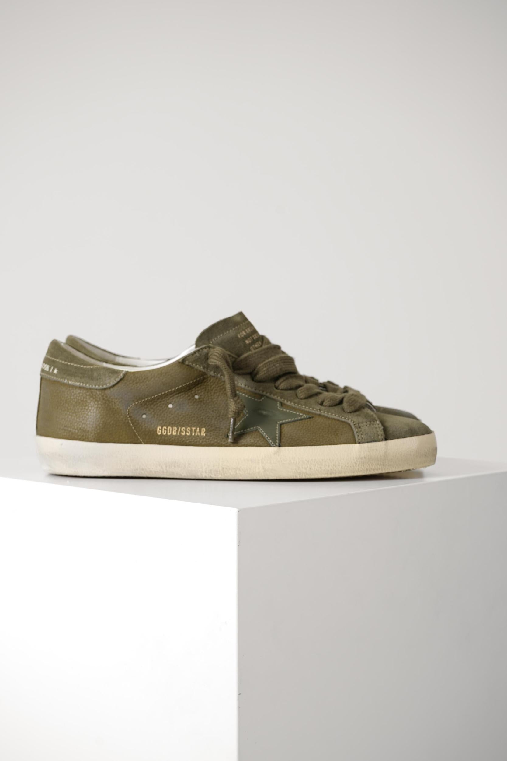 Golden Goose Super-Star Classic Dark Green